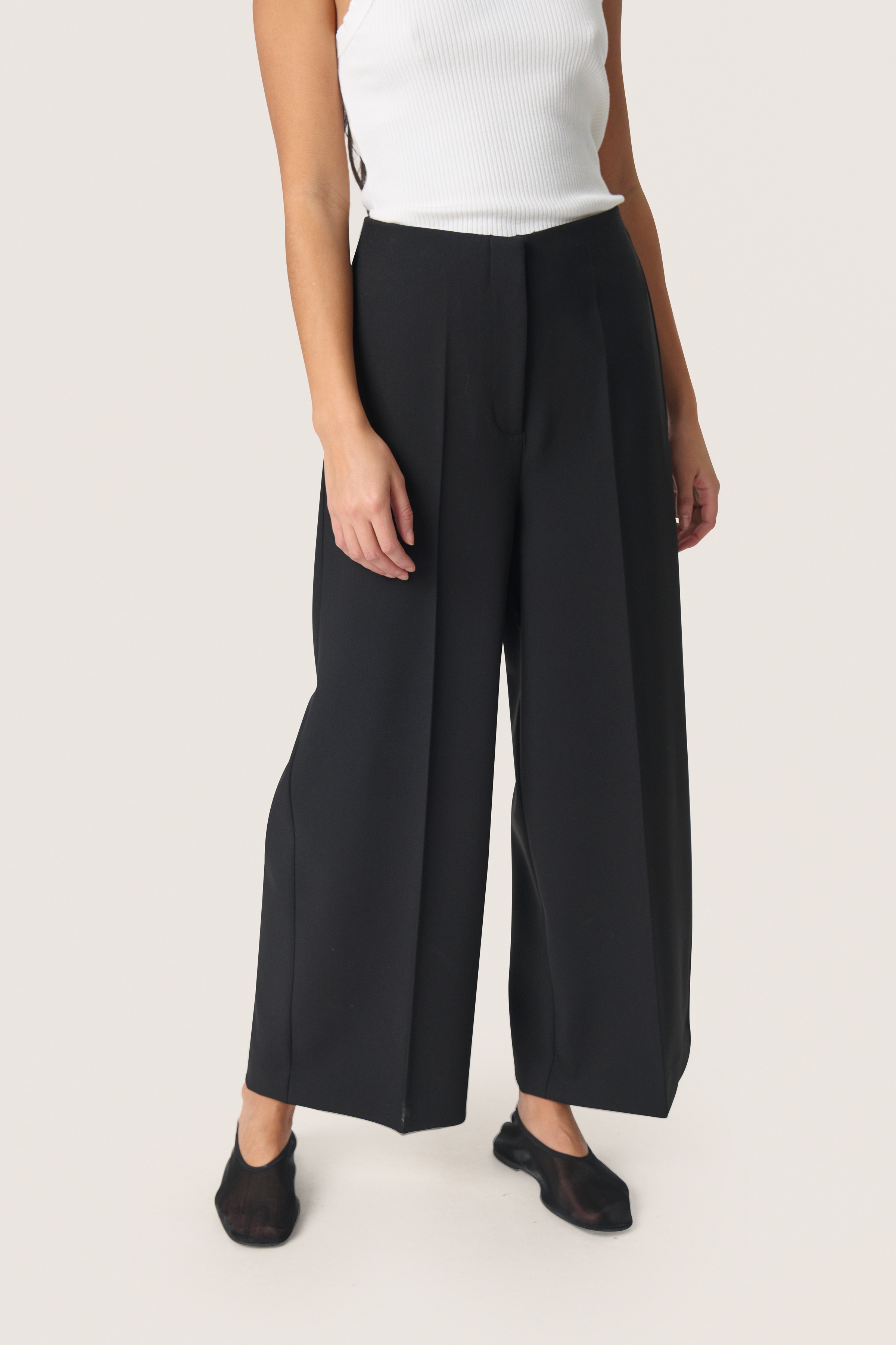 SLCorinne Bukser LOOKBOOK FRONT 30407013-194008