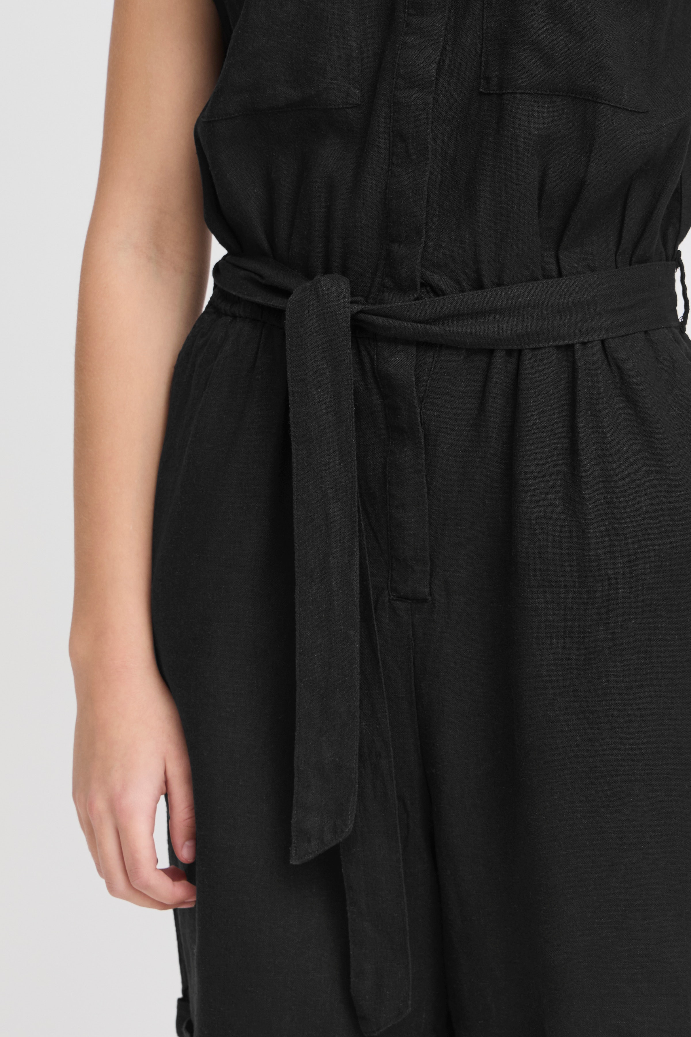 Jumpsuit LOOKBOOK DETAIL 20122919-194008