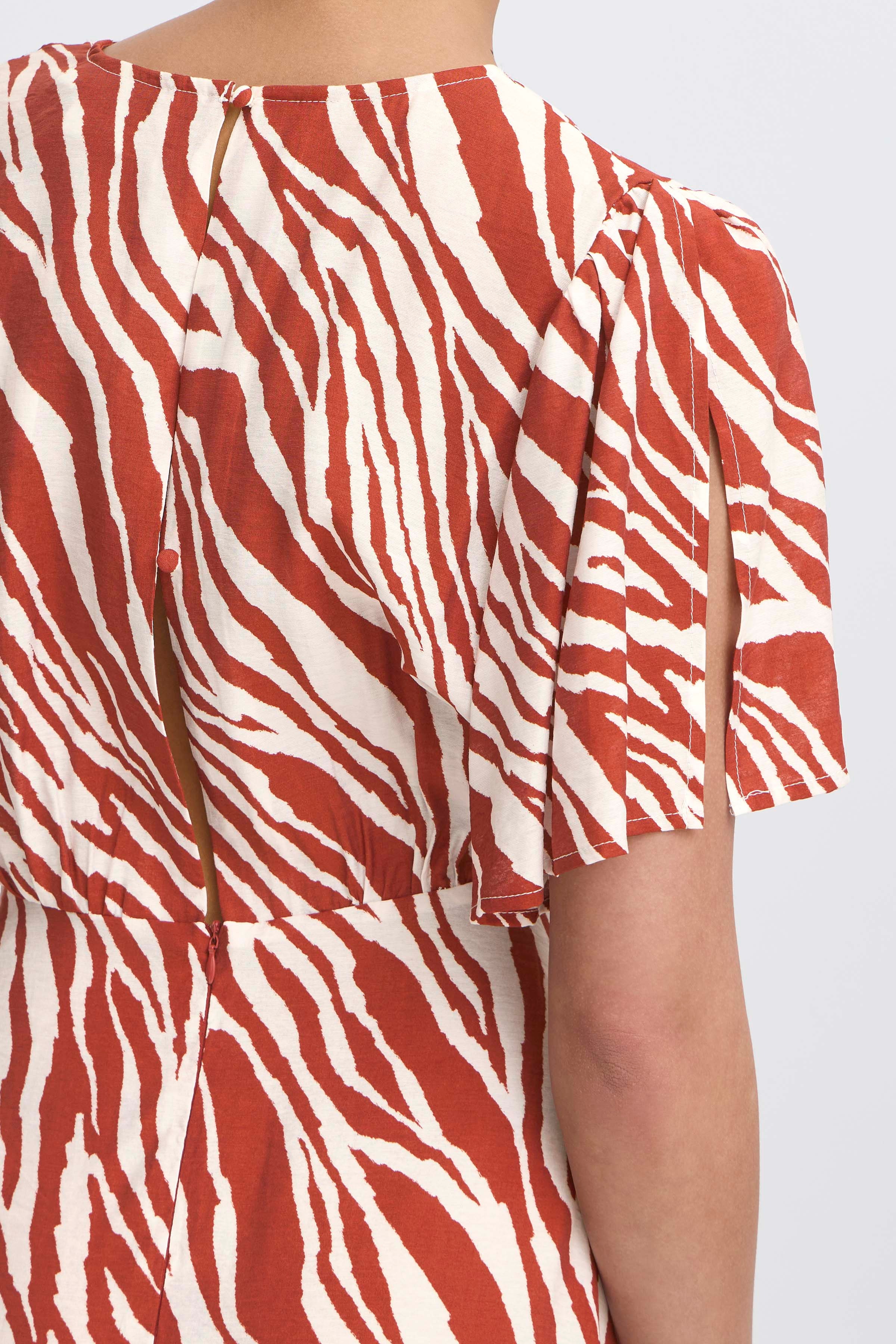 IHYARDEEN Kjole LOOKBOOK DETAIL 20123376-204603