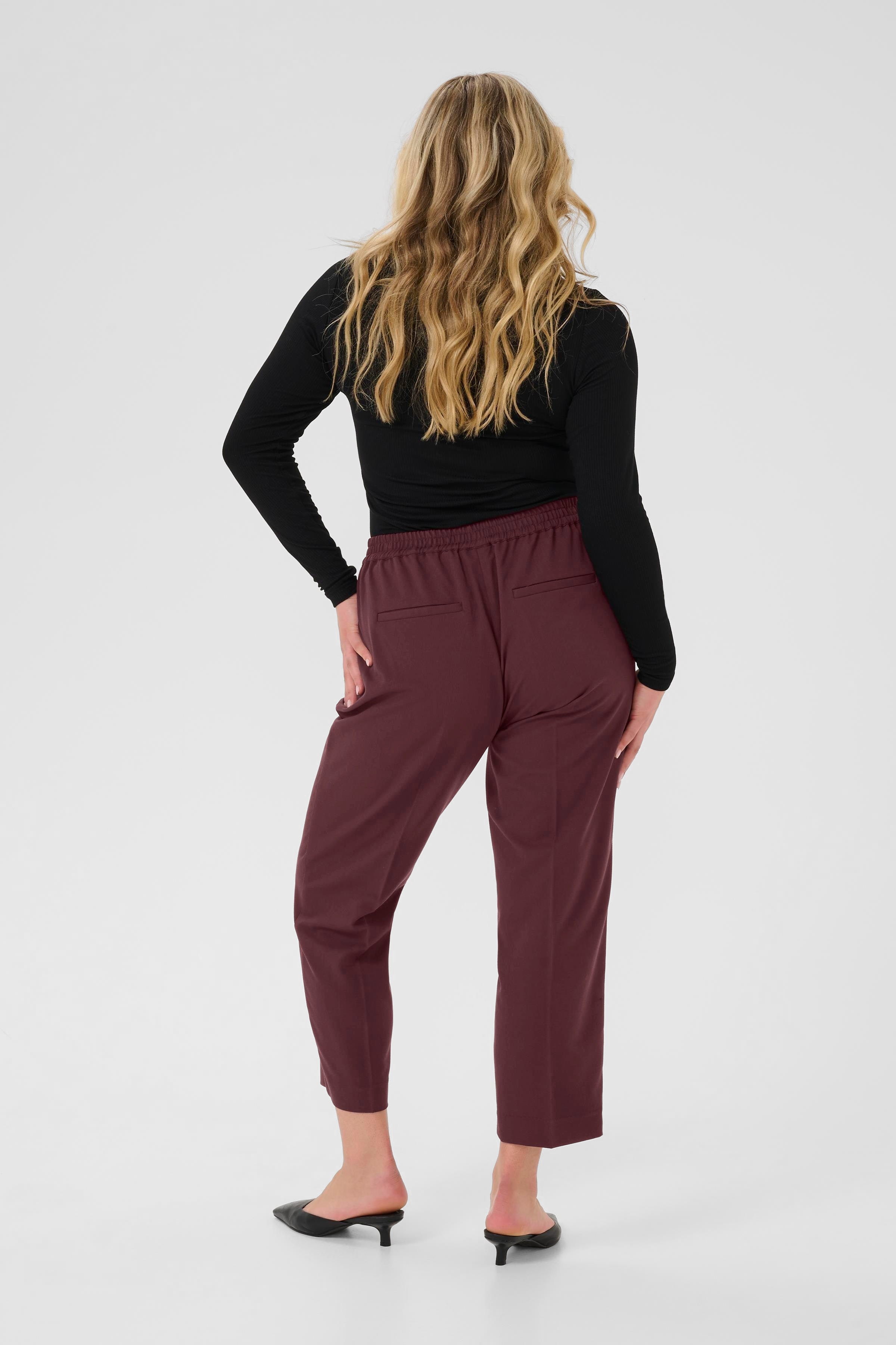 KCsakira Byxor LOOKBOOK BACK 10580650-191619