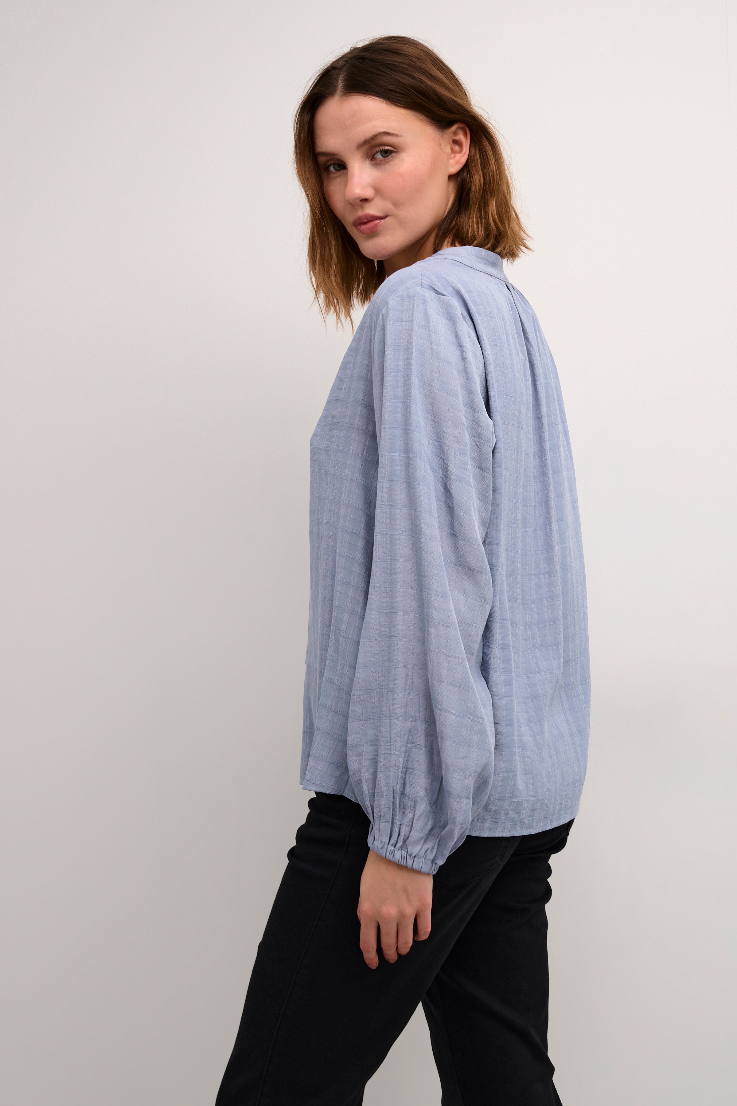 KAalice Bluse LOOKBOOK BACK 10508879-106514