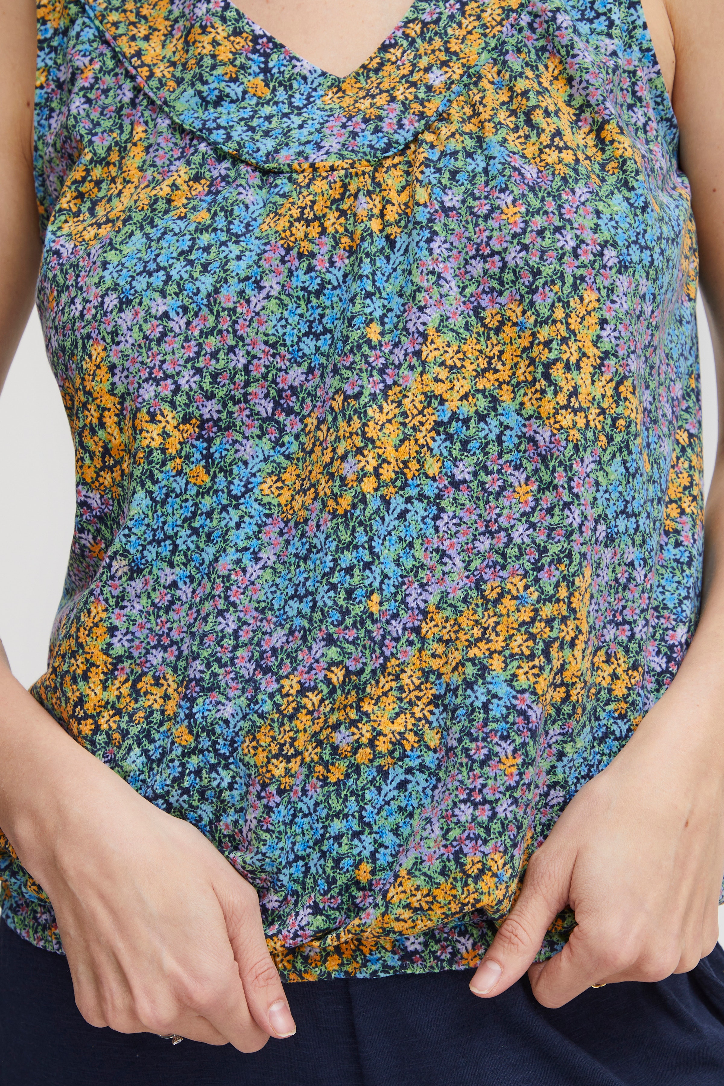 FRSANSA Top LOOKBOOK DETAIL 20612220-202065