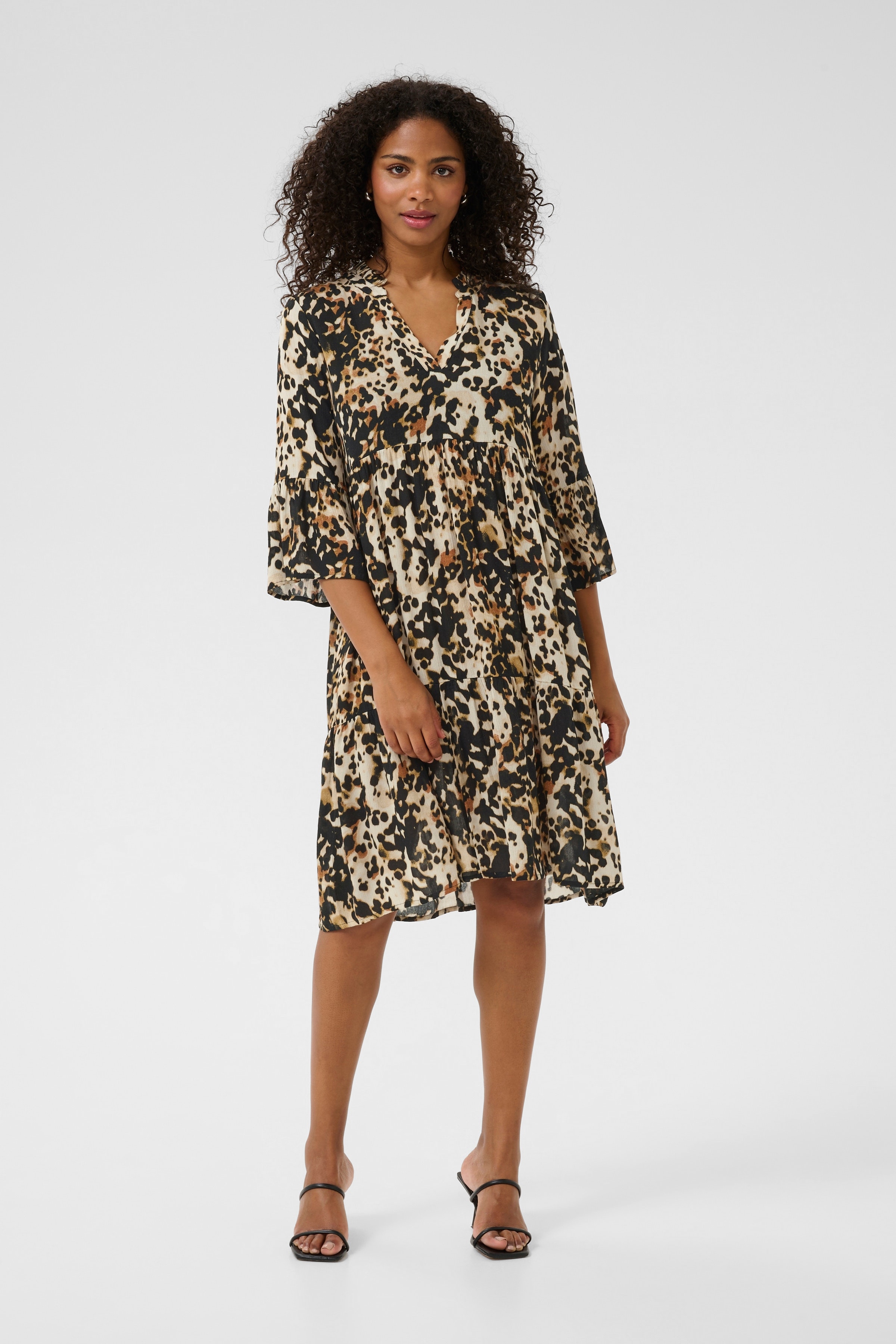 KAhera Kjole LOOKBOOK FRONT 10508259-107550