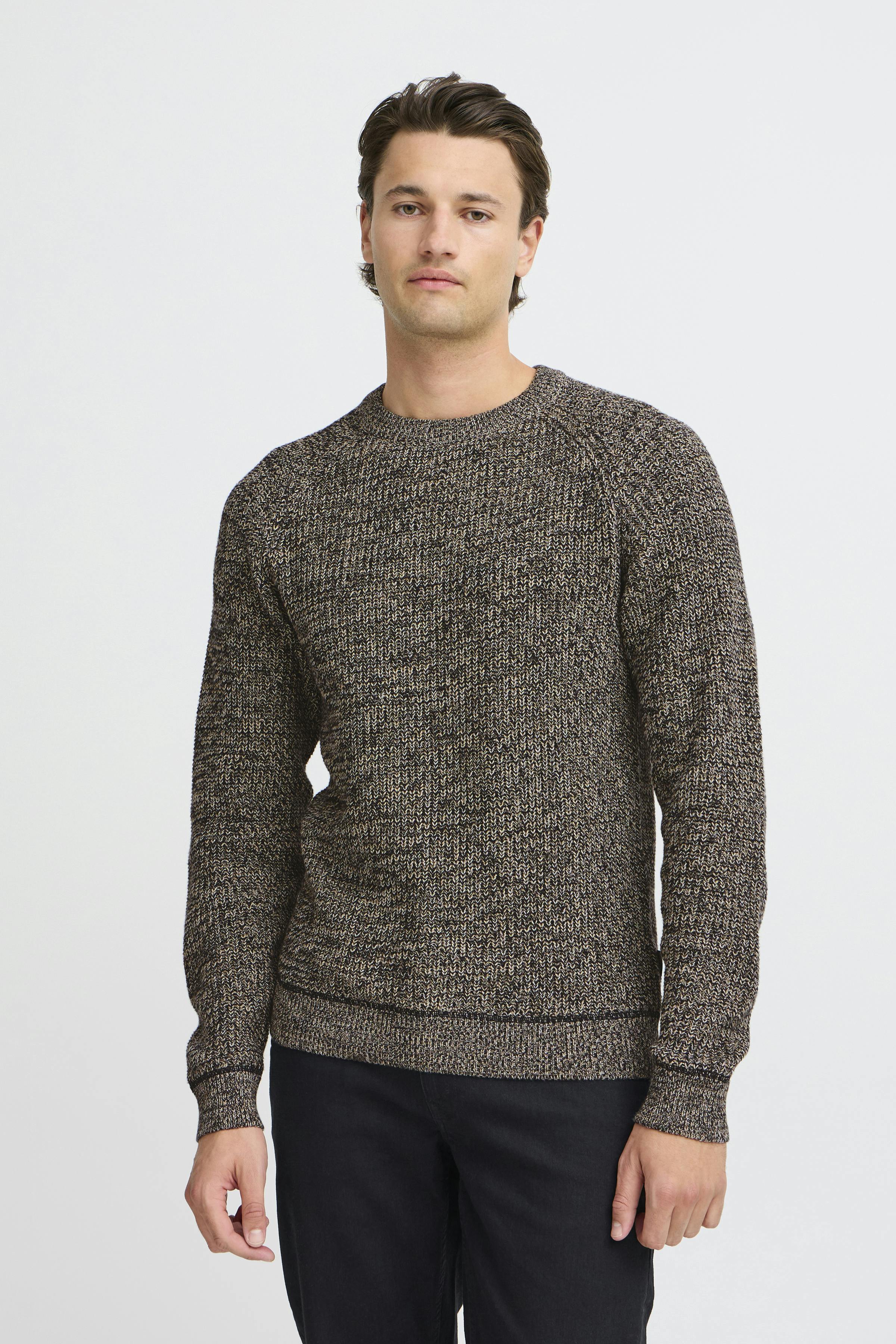 Knitted pullover LOOKBOOK FRONT 20717262-194007