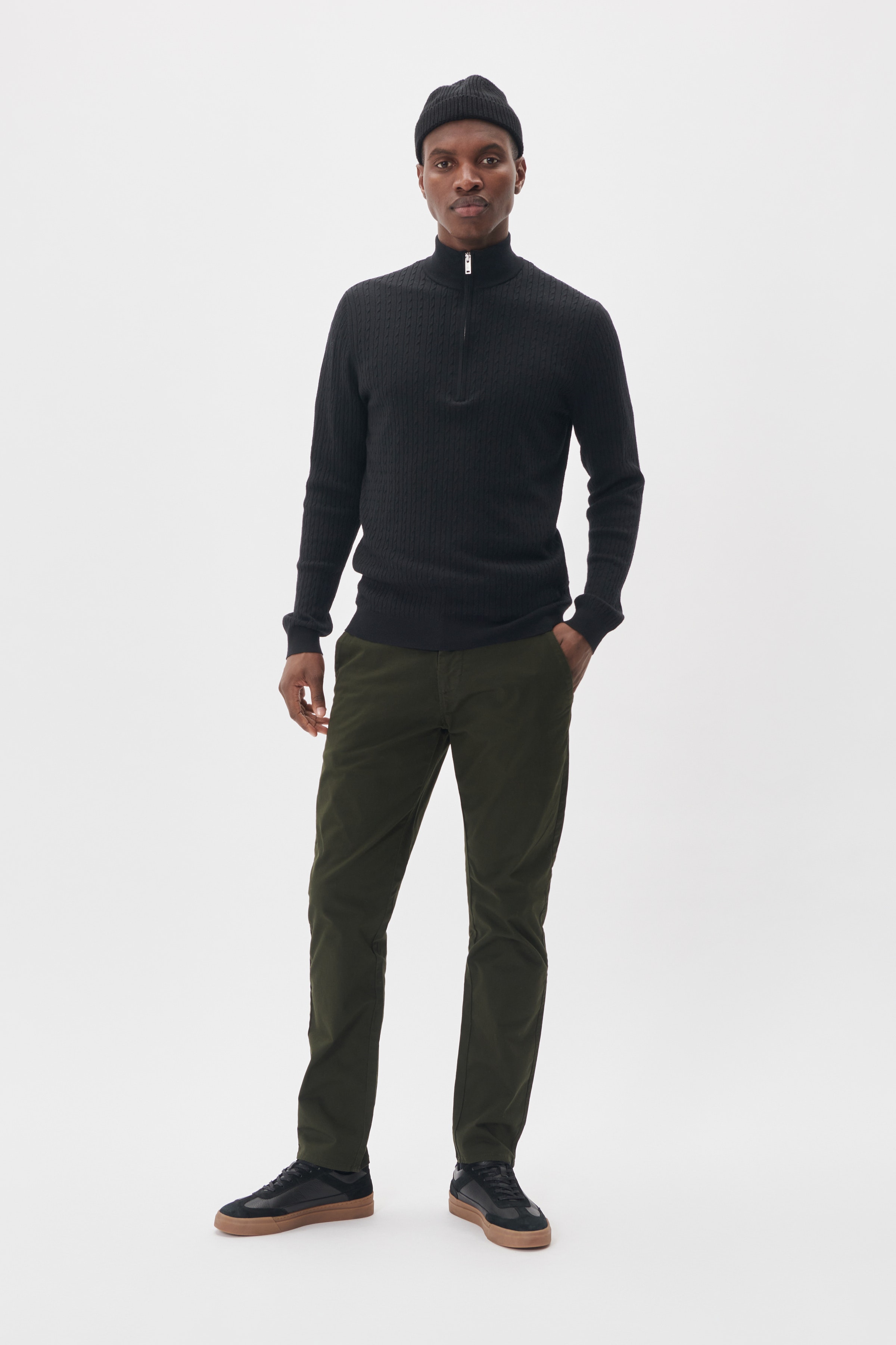 MABrent Trousers LOOKBOOK FRONT 30207455-190509