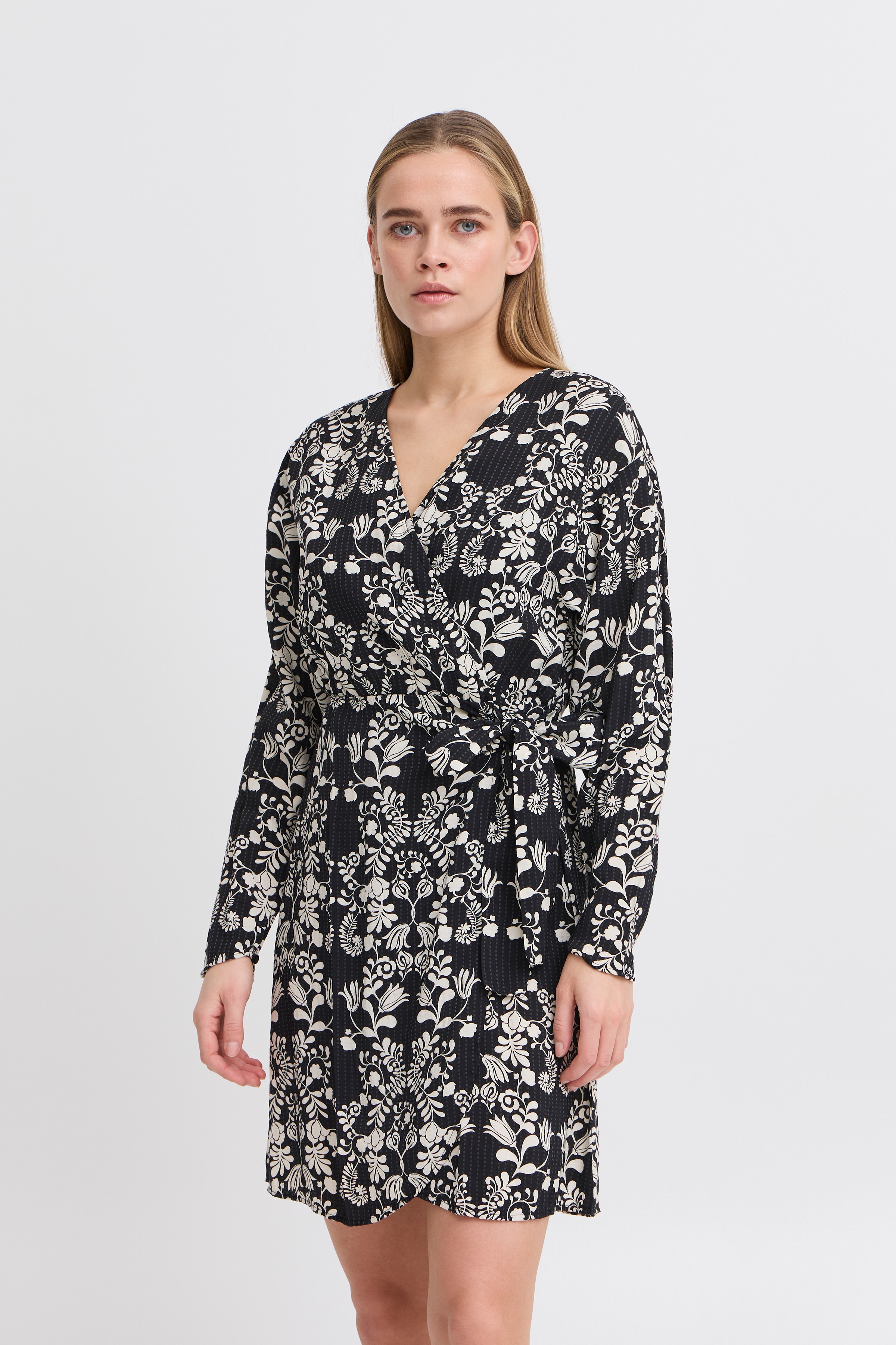 Kjole LOOKBOOK FRONT 20122467-203978