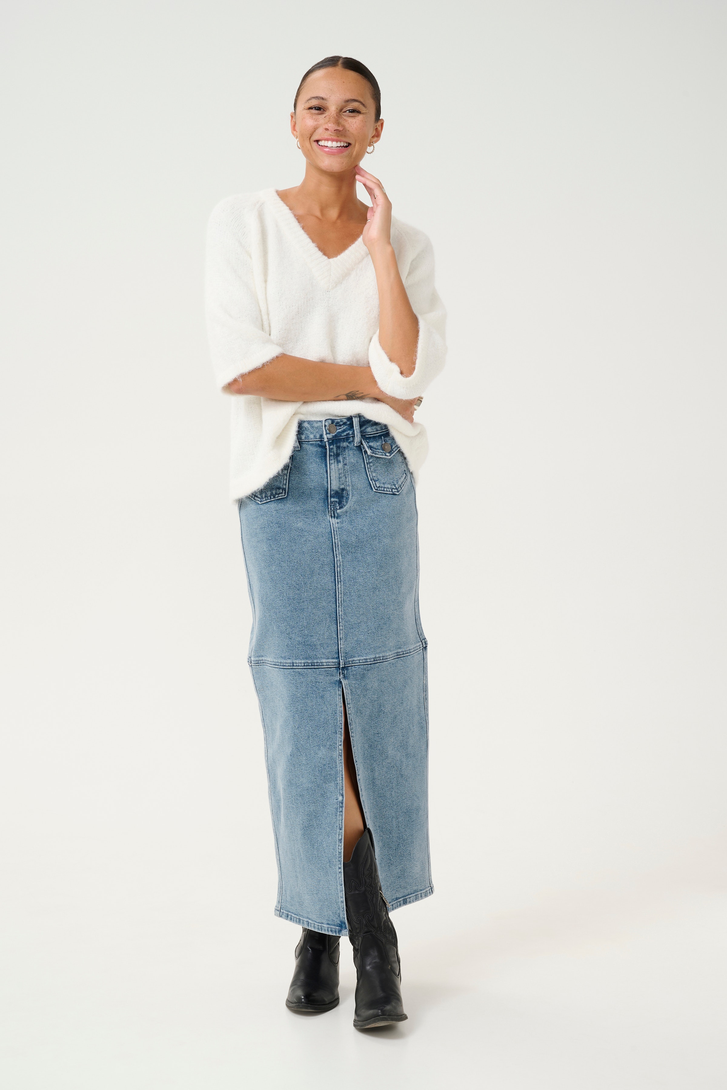 KAdoriana Denimskjørt LOOKBOOK FRONT 10509582-107702