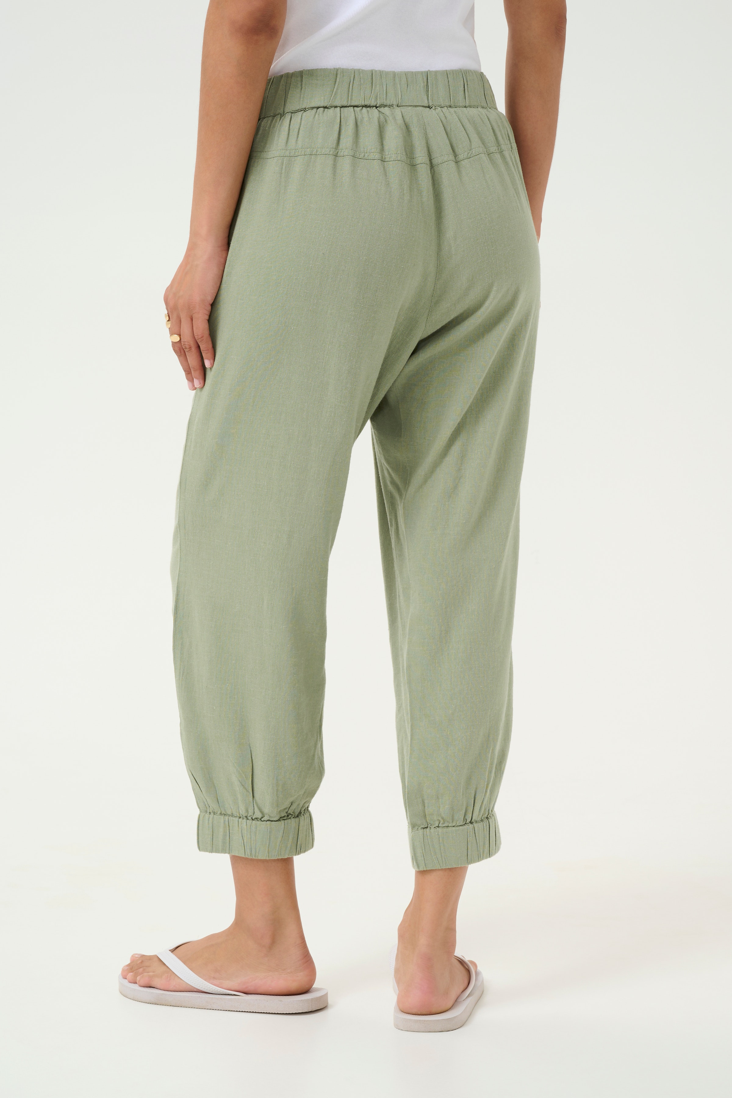 KAmilia Lin Bukser LOOKBOOK BACK 10509669-170115