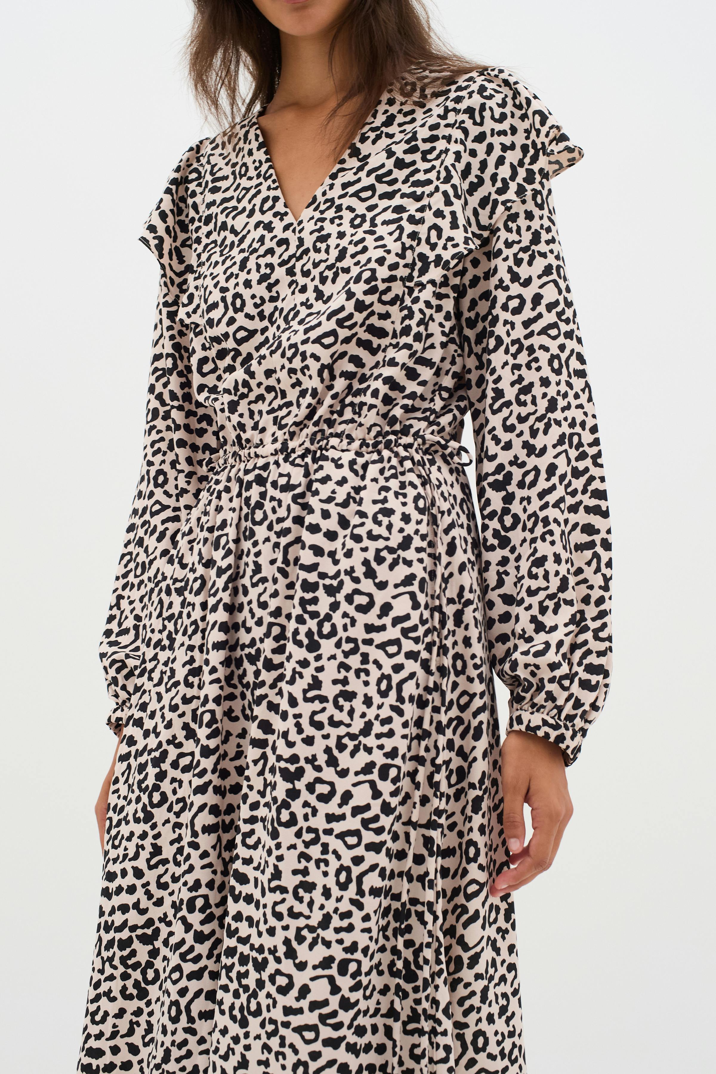 NinahIW V-neck Leopard Dress LOOKBOOK DETAIL 30110398-300824