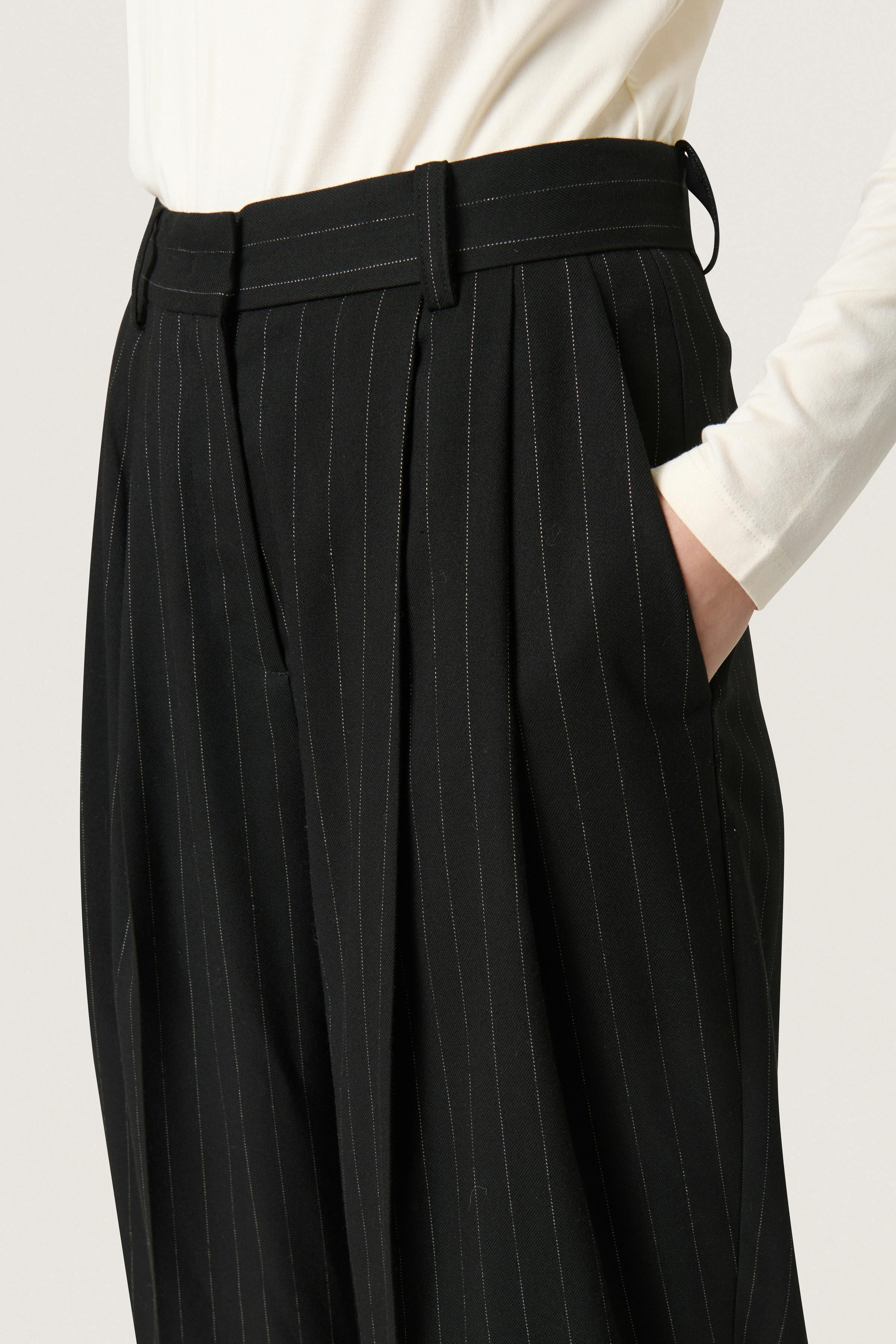 SLMandie Trousers LOOKBOOK DETAIL 30407699-303166