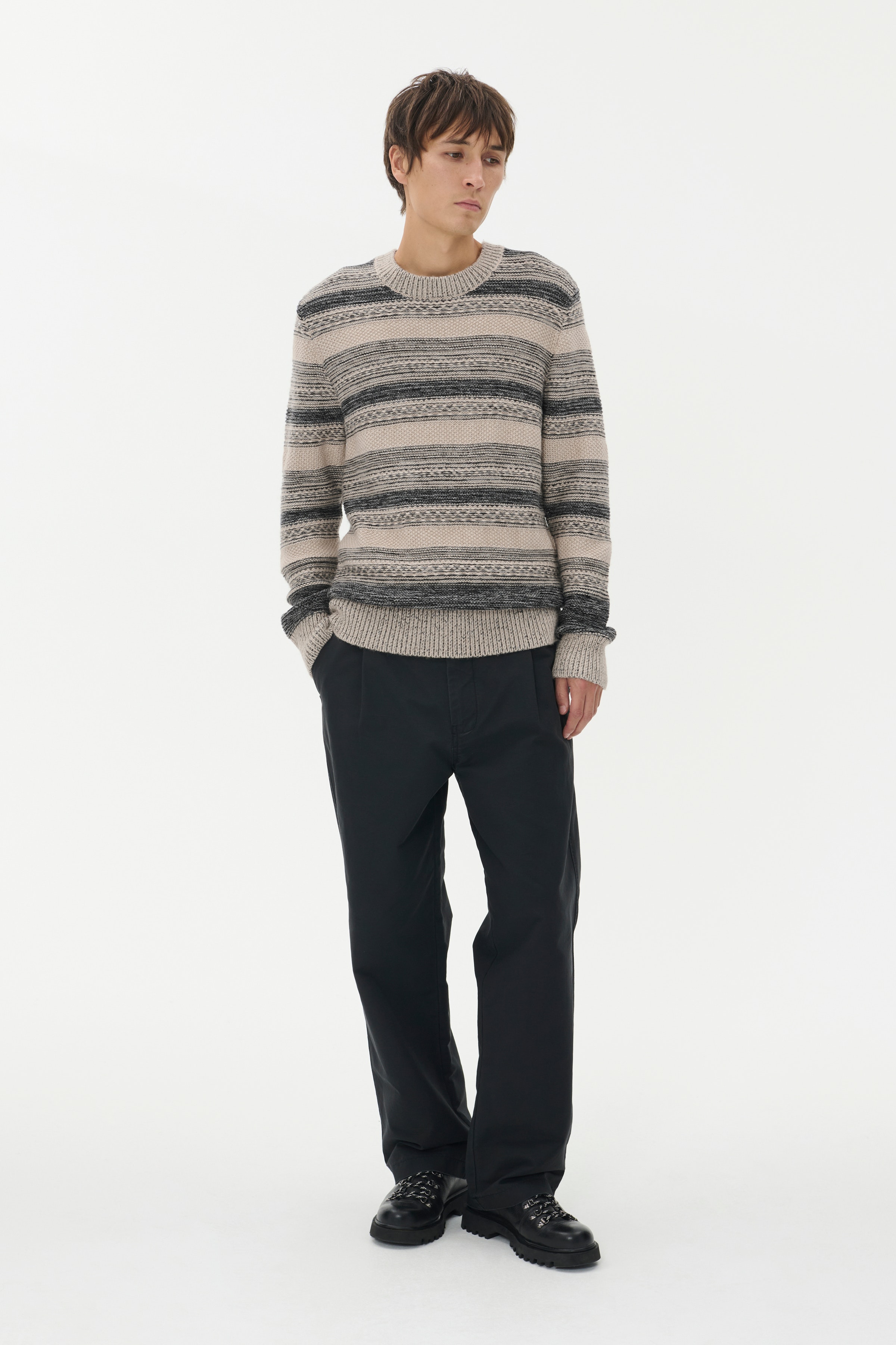 MAtriton Pullover LOOKBOOK FRONT 30208619-300270