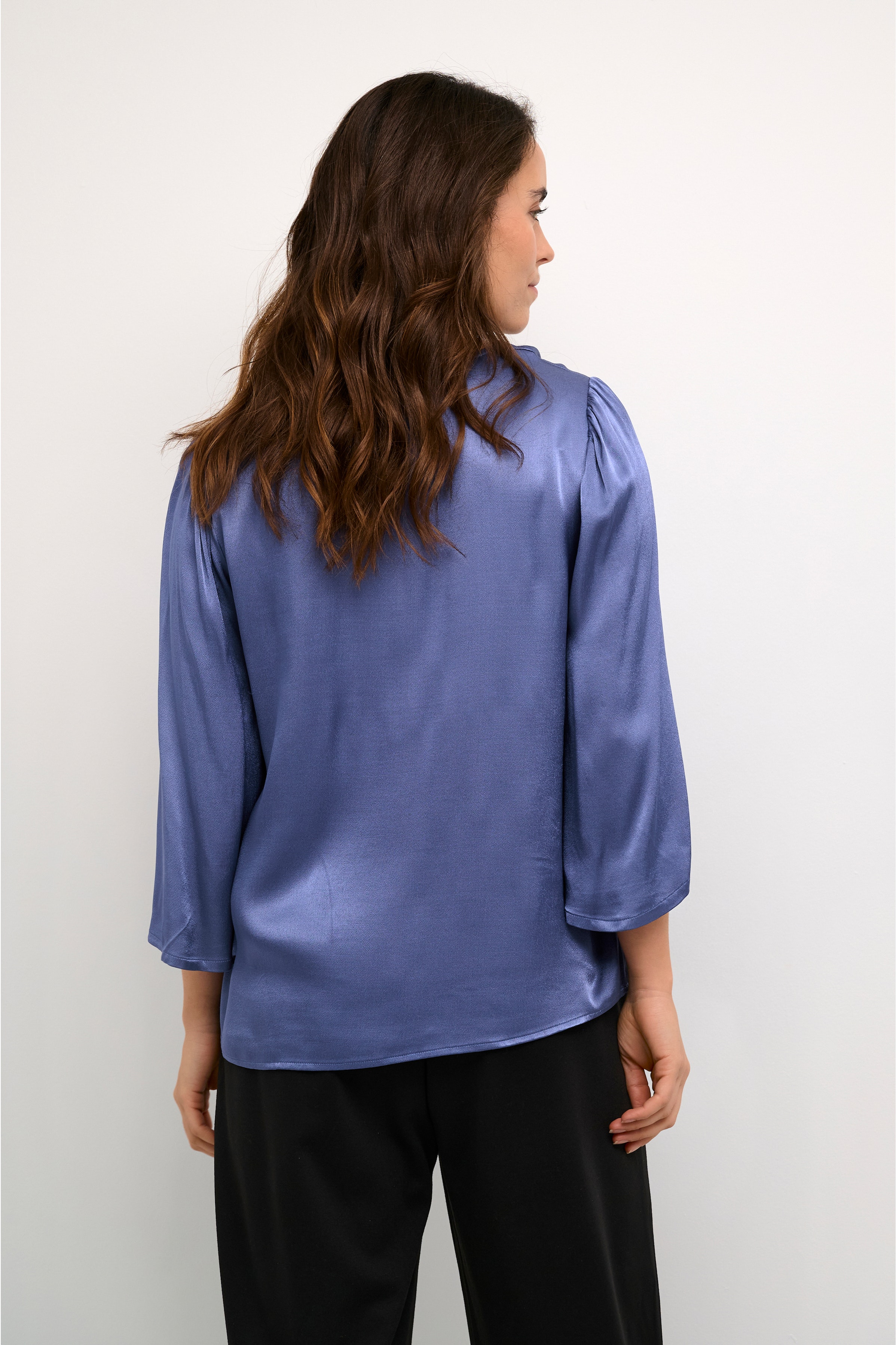 KAkaren Bluse LOOKBOOK BACK 10508860-193928