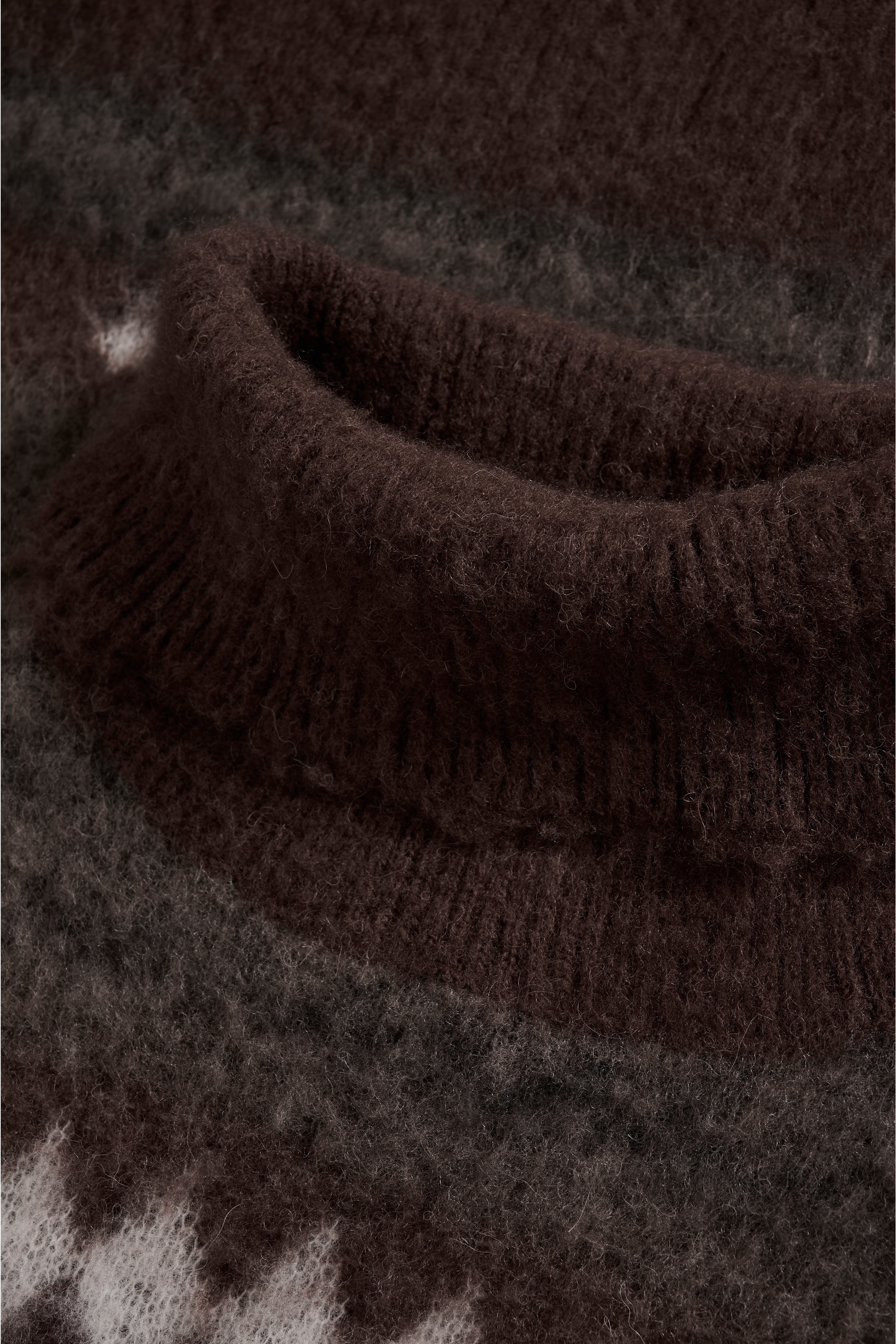 MAroll Pullover PACK DETAIL 30208627-190809
