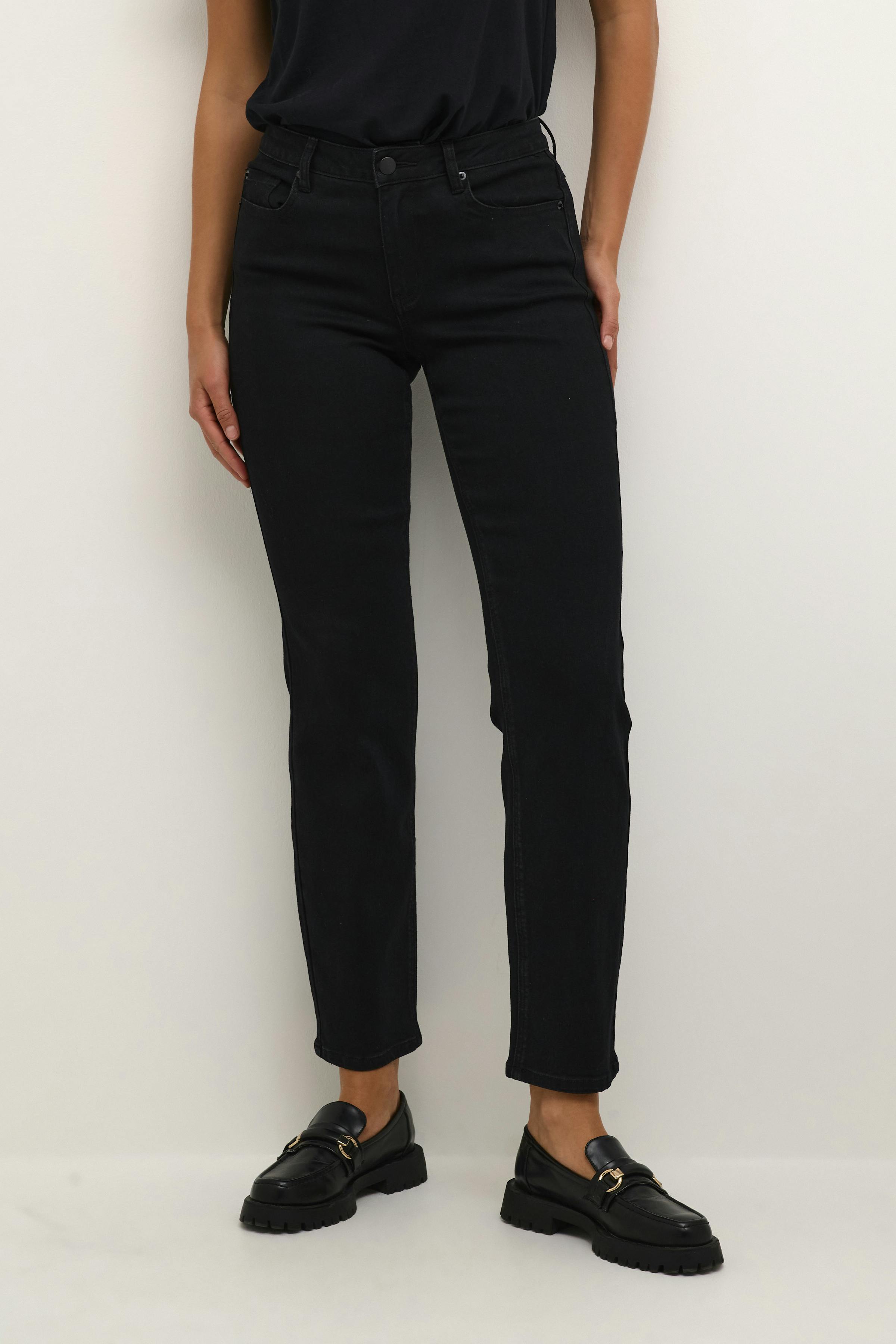 KAsinem Straight Jeans LOOKBOOK FRONT 10508394-100121