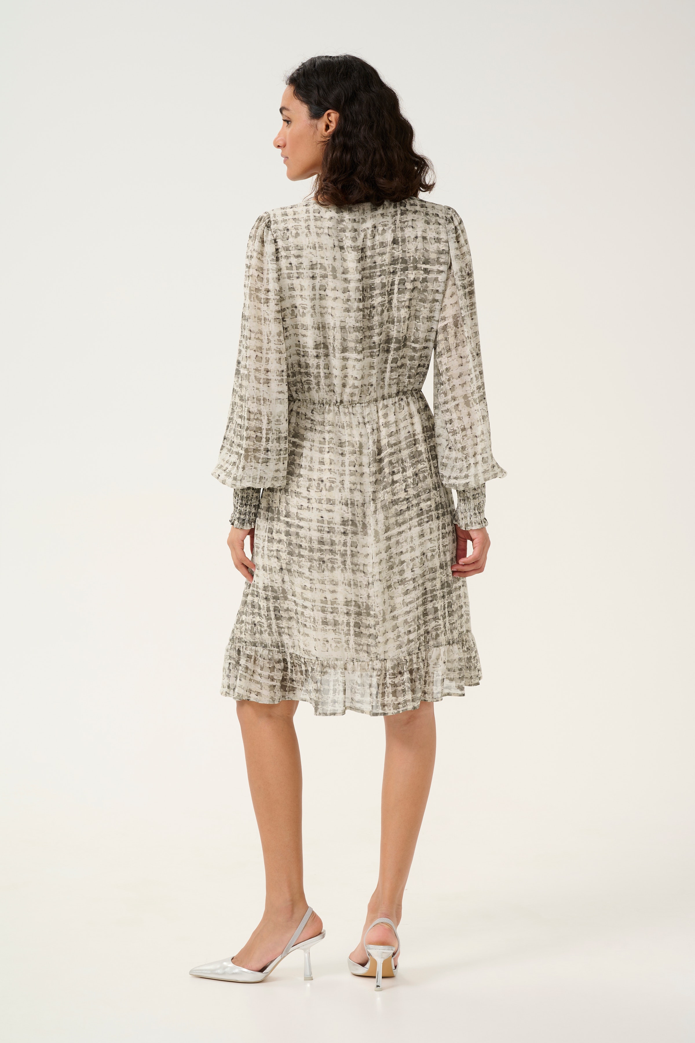 KAtrinike Kjole LOOKBOOK BACK 10509409-106805
