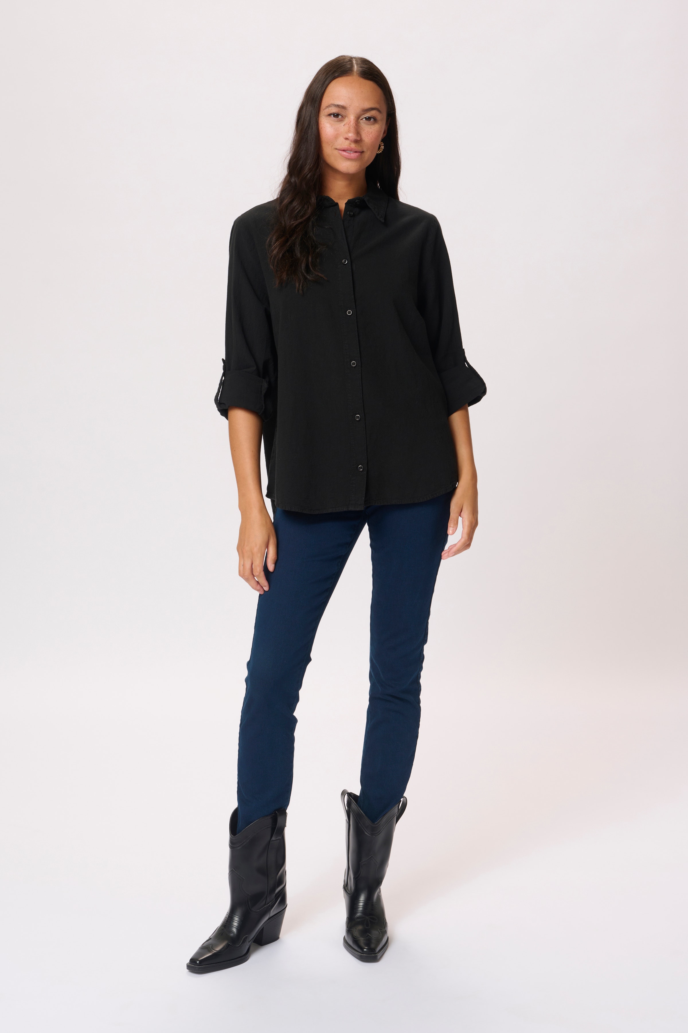 KAnaya Skjorte LOOKBOOK FRONT 10509556-100121