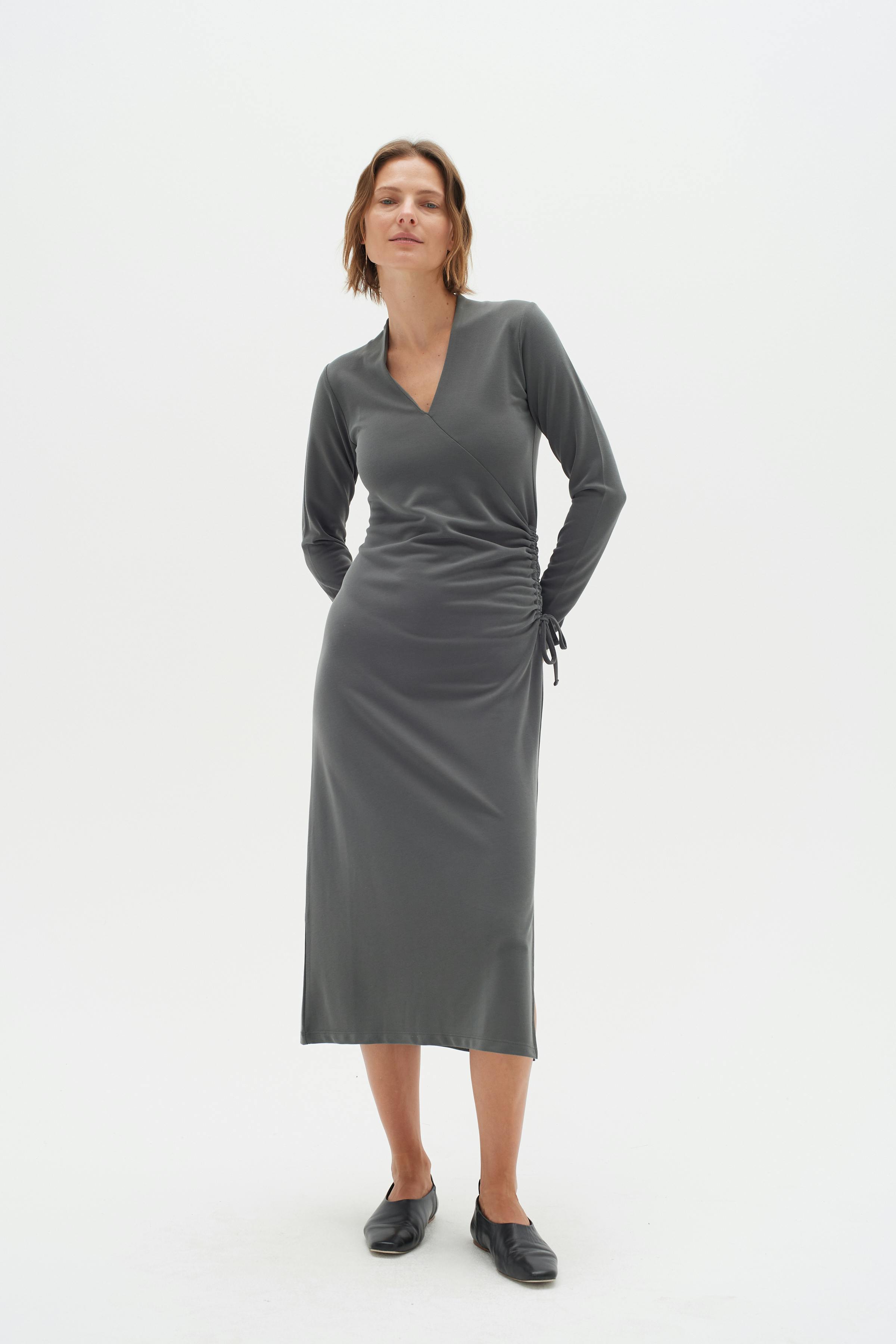 GraysenIW Dress LOOKBOOK FRONT 30108646-190406