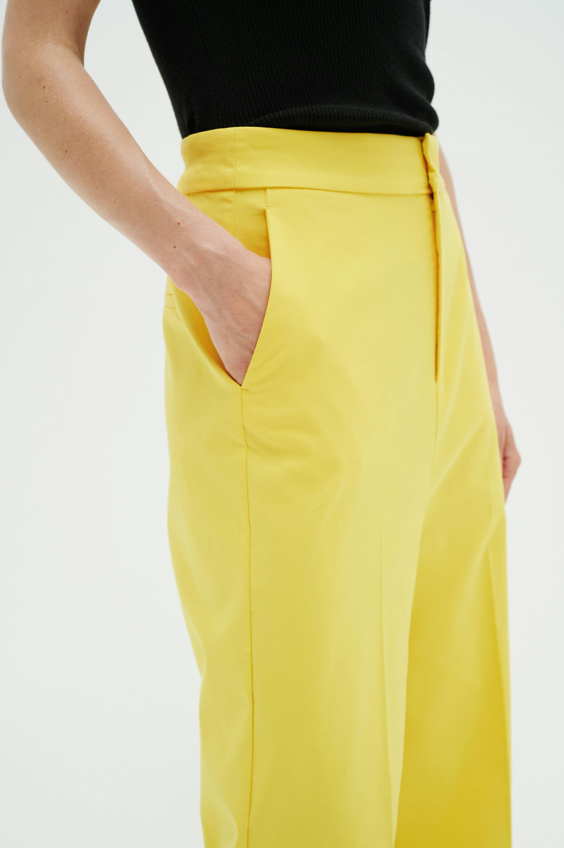 QuincieIW Trousers LOOKBOOK DETAIL 30108334-140756