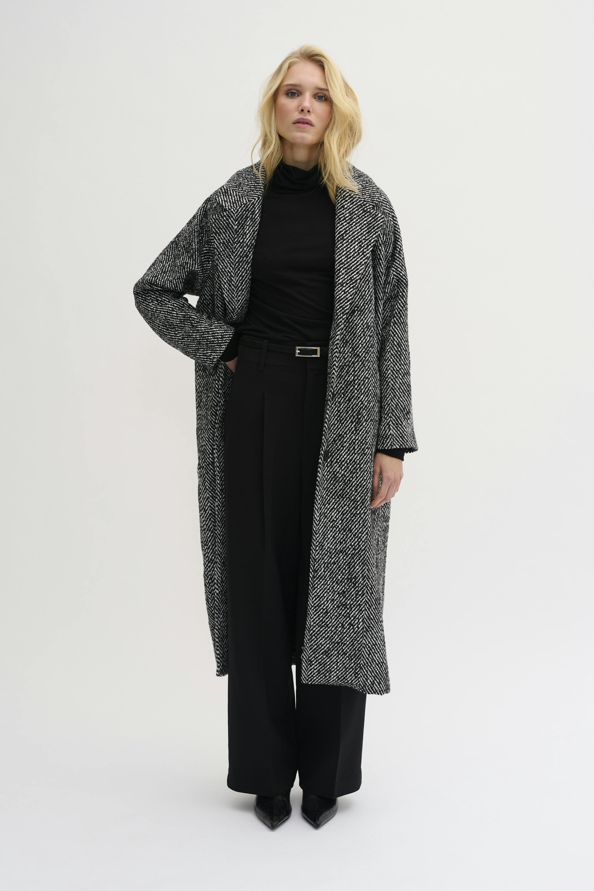 MaggieMW Coat LOOKBOOK FRONT 10704748-106157