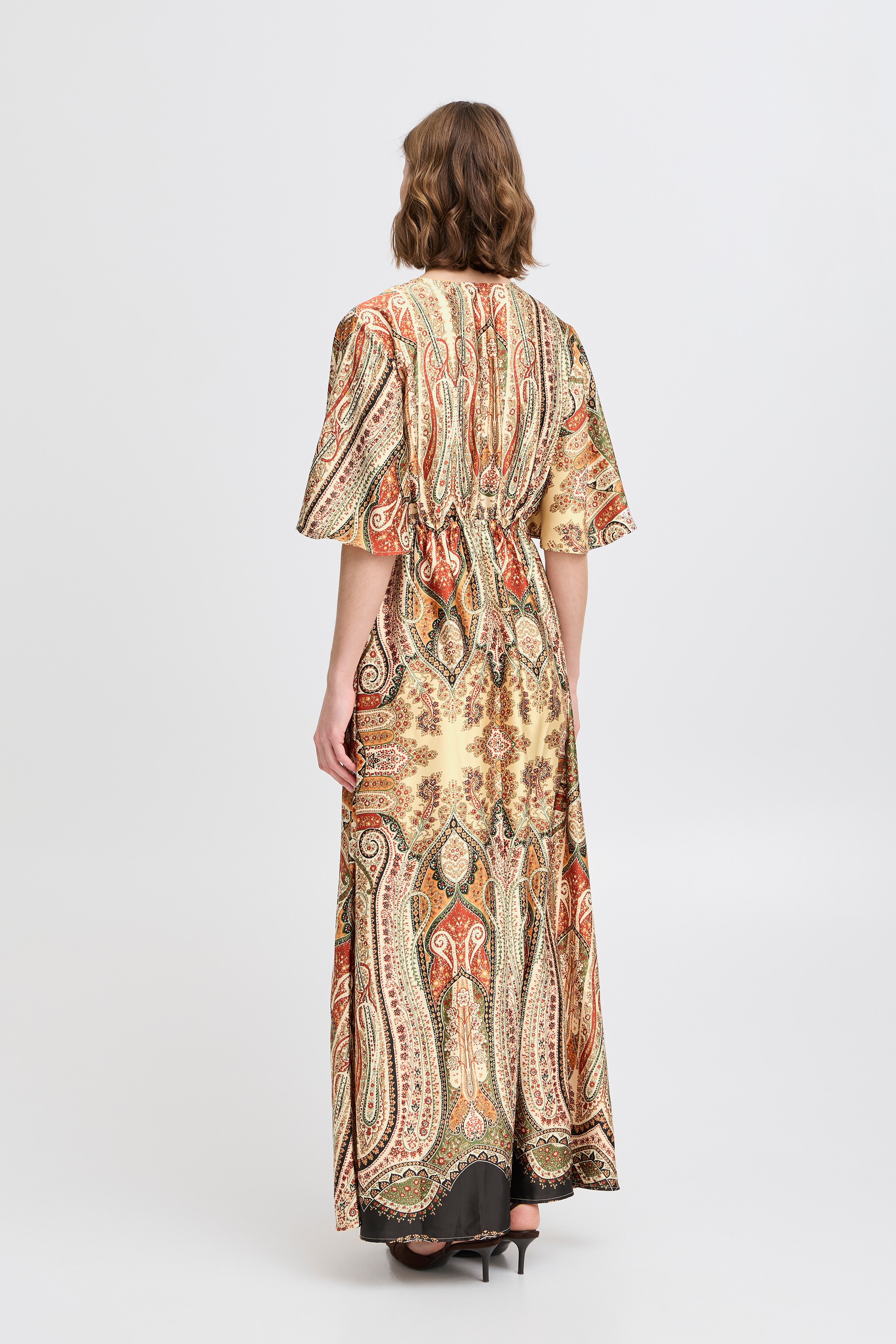 BYFARINELA Kjole LOOKBOOK BACK 20816900-205241
