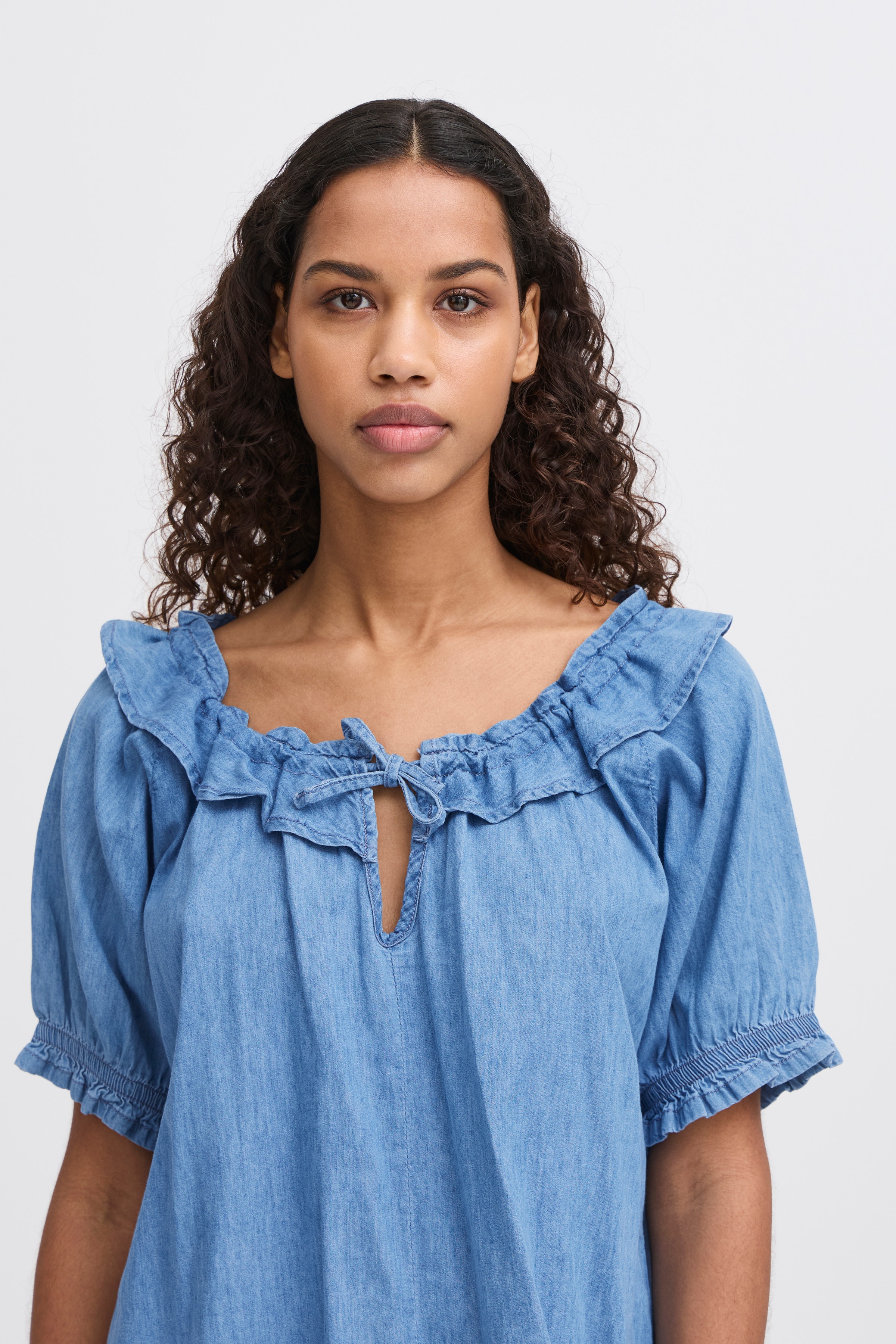 IHBARCY Kortermet bluse LOOKBOOK DETAIL 20122683-204346