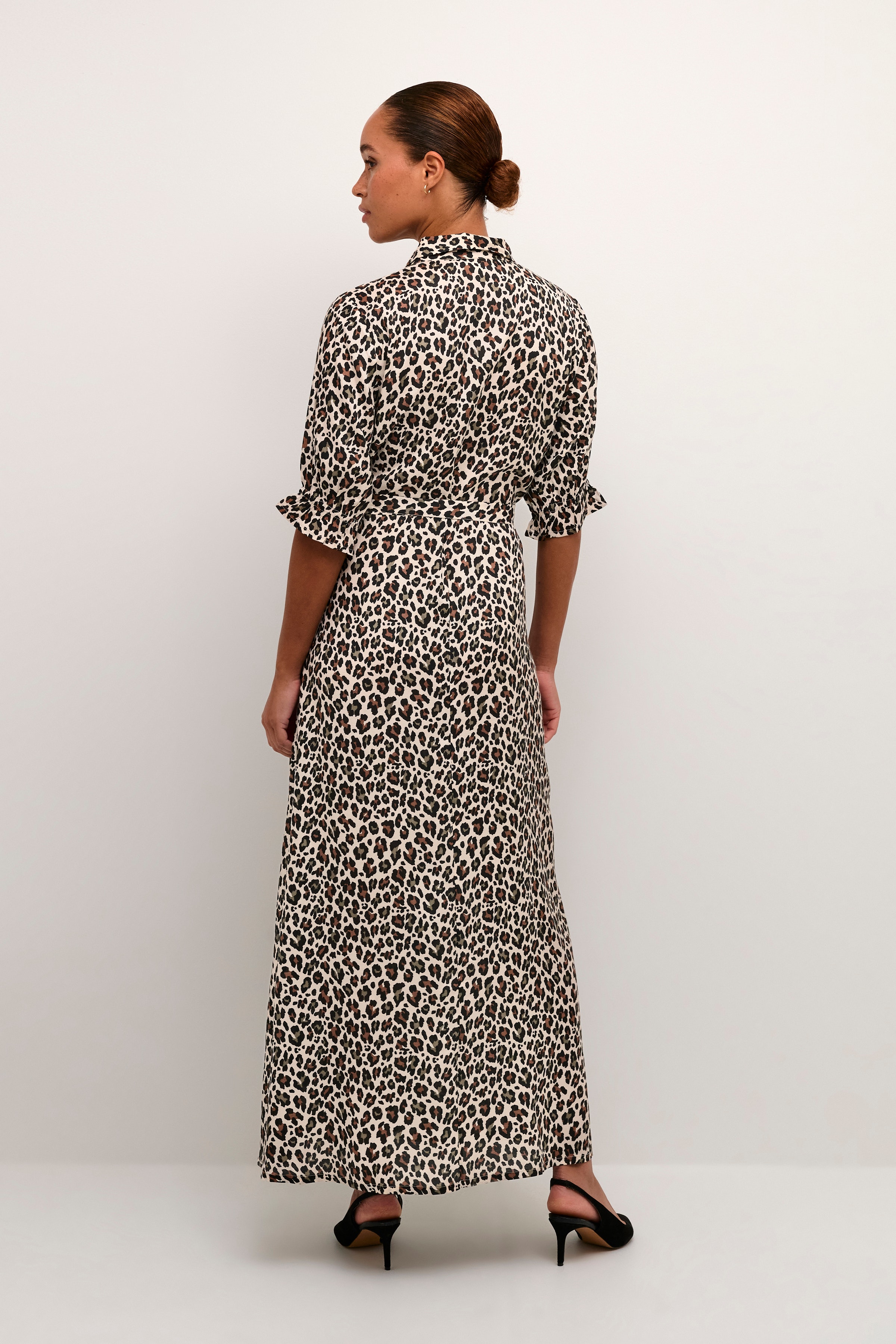 KAvelana Kjole LOOKBOOK BACK 10504043-106146