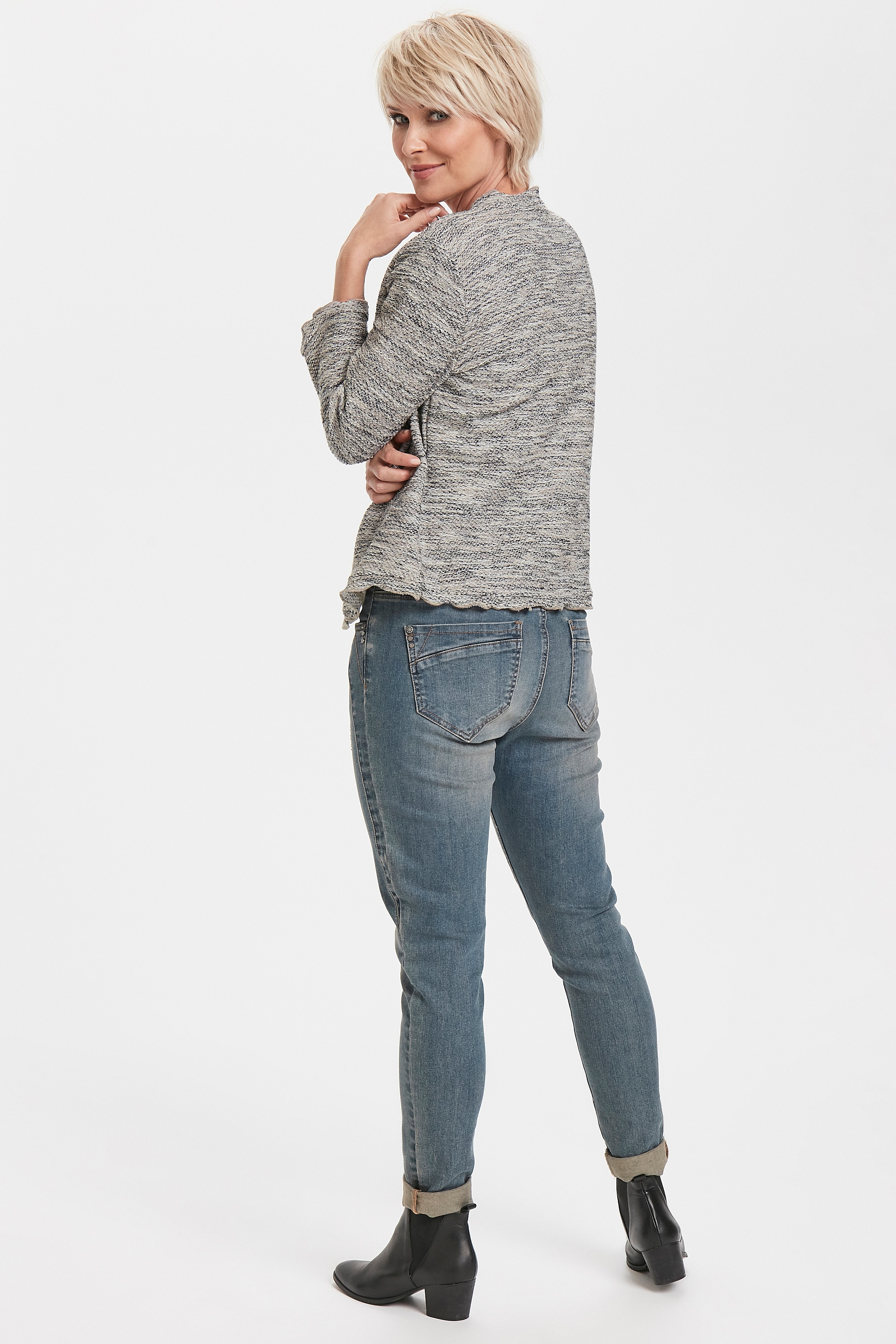 Cardigan LOOKBOOK BACK 10650251-61106