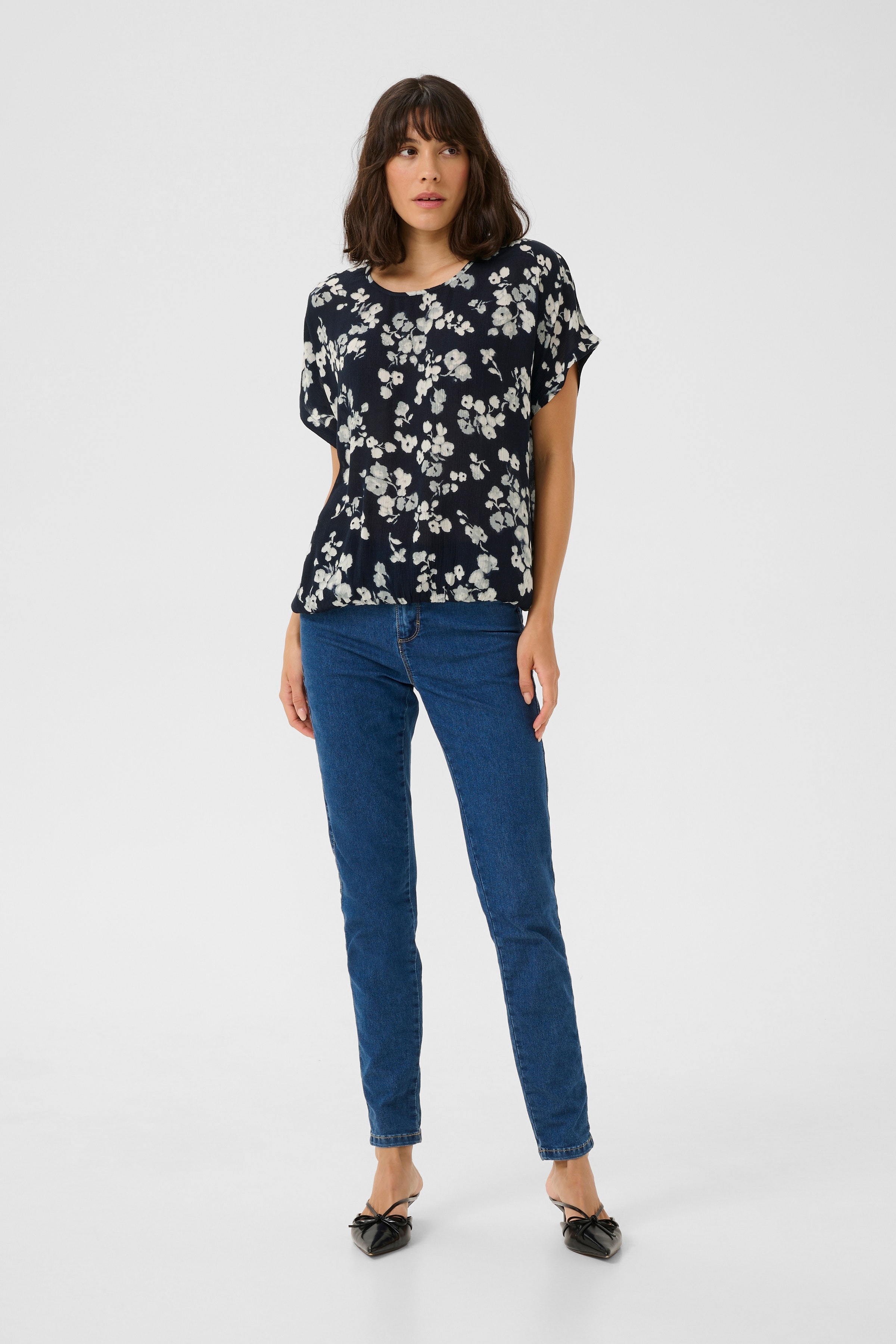 KAlokia Bluse LOOKBOOK FRONT 10551852-106800