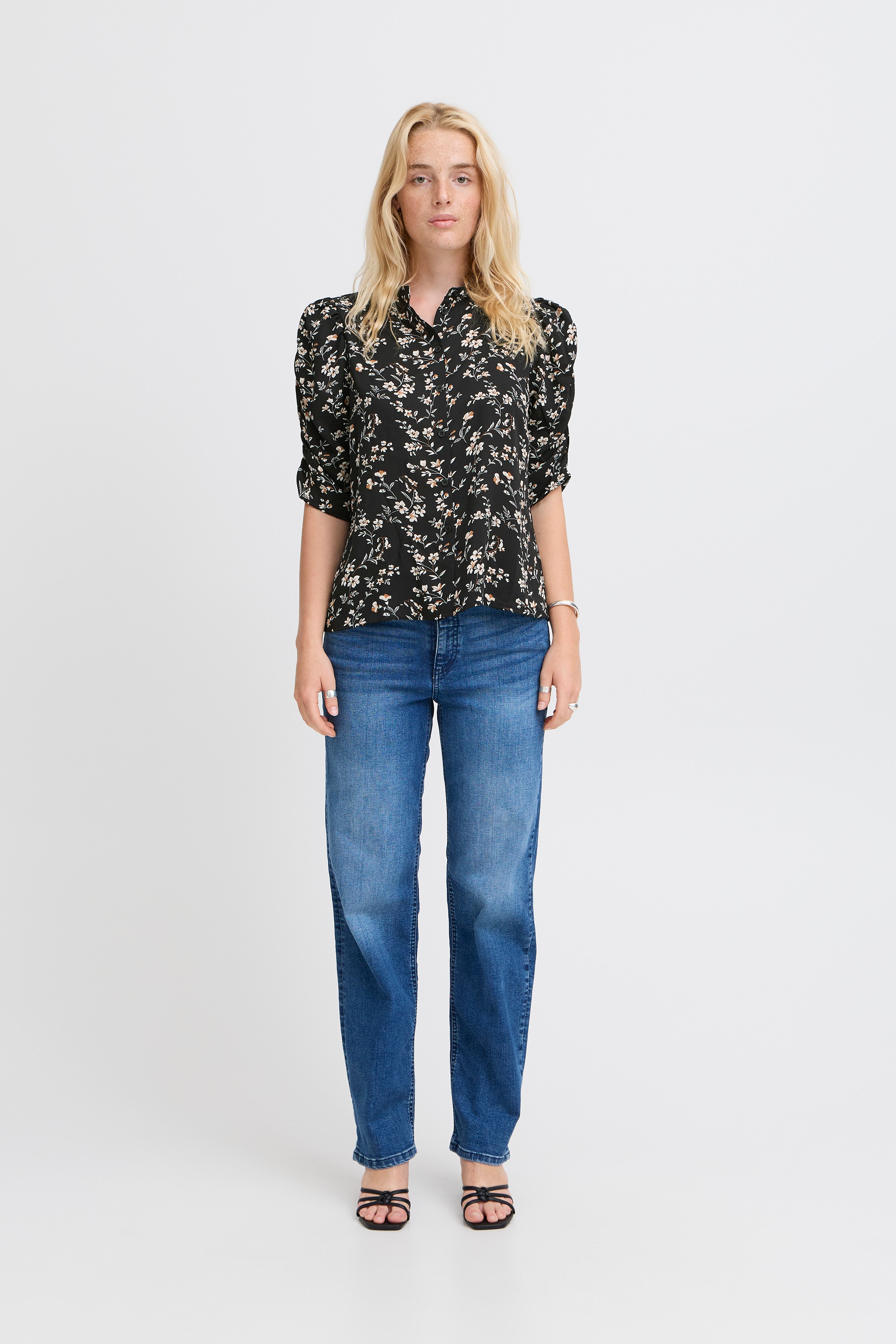 IXNURA Bluse LOOKBOOK FRONT 20123647-205230