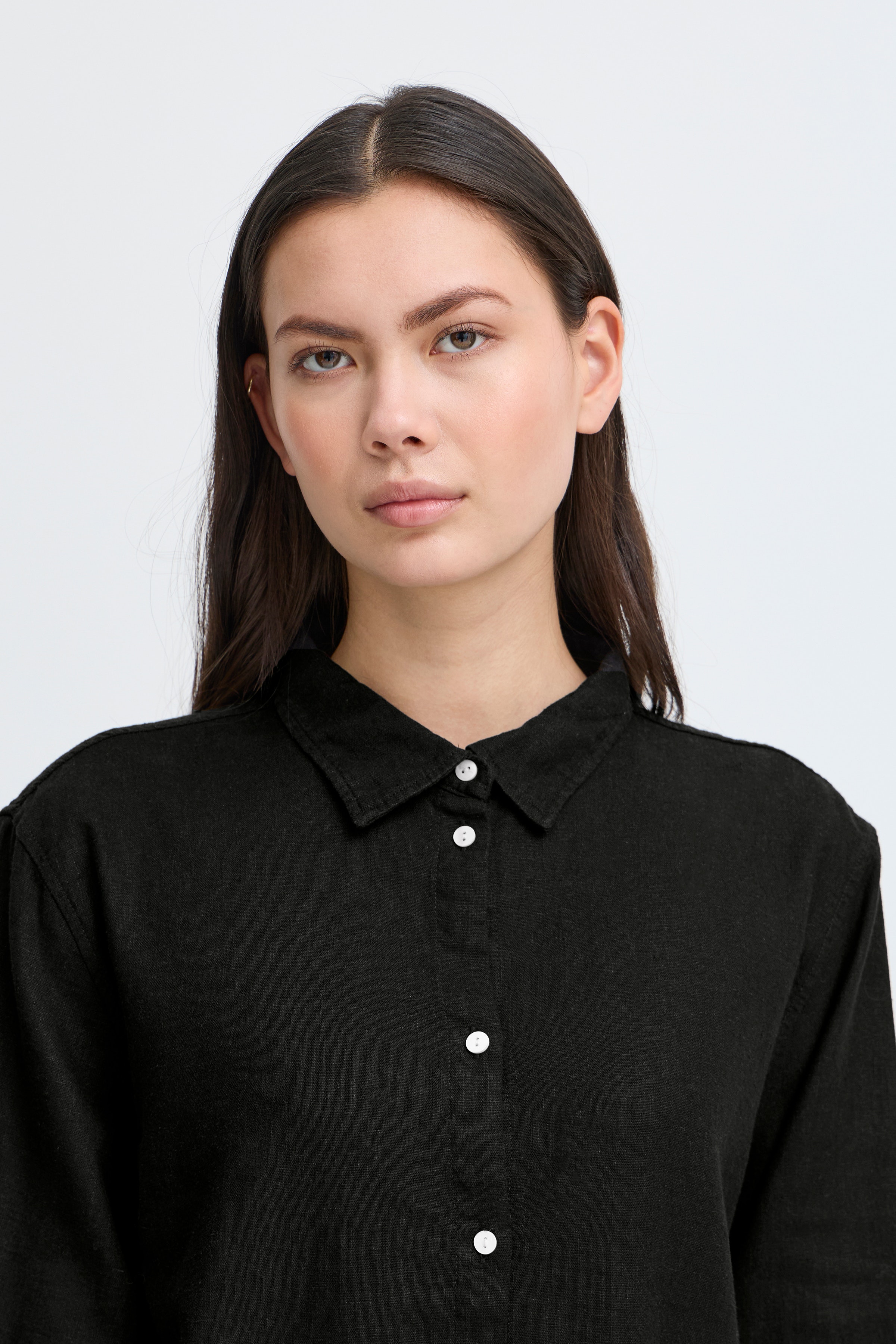 IHLINNO Langermet skjorte LOOKBOOK DETAIL 20122920-194008