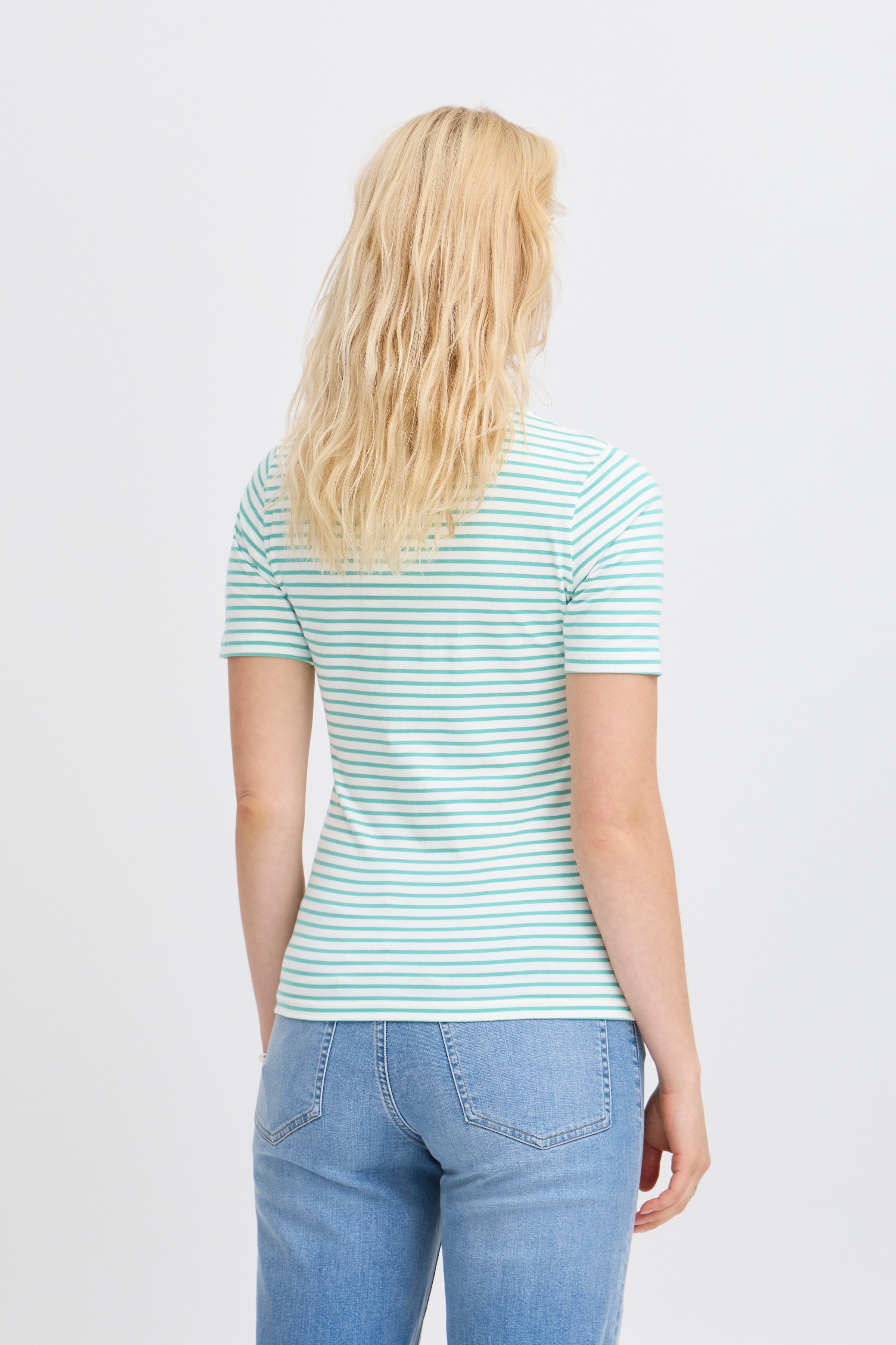 IHMIRA T-shirt LOOKBOOK BACK 20122522-204200