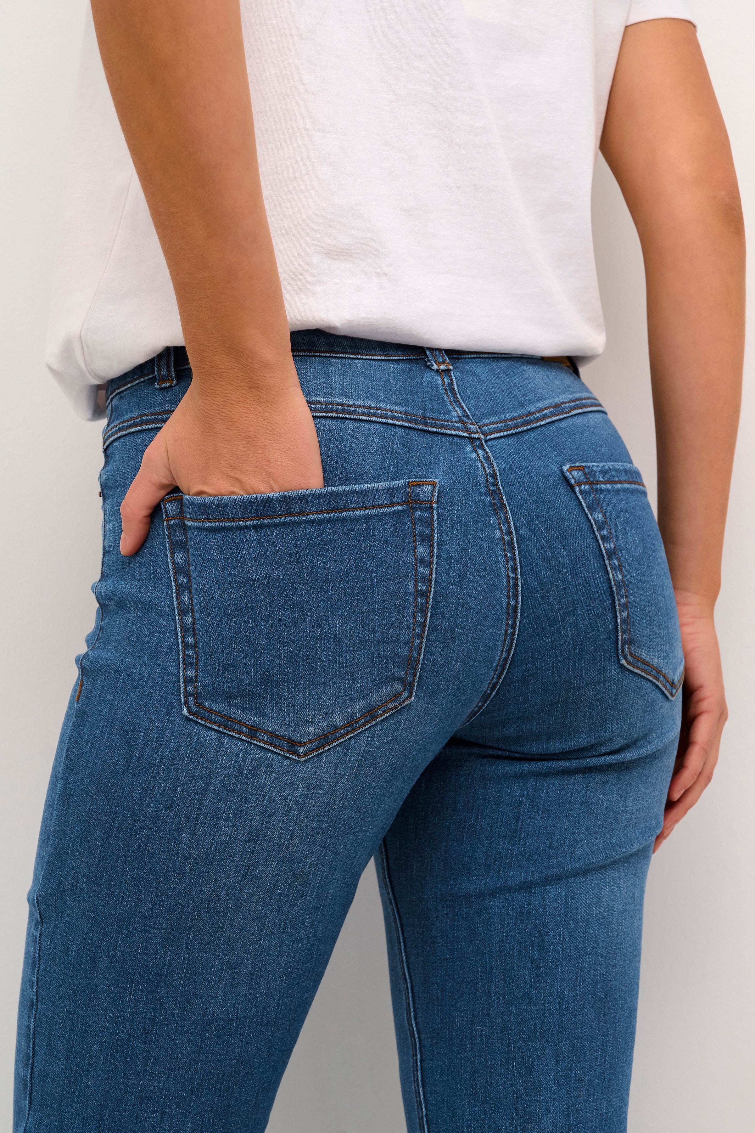 KAsinem Jeans LOOKBOOK DETAIL 10508384-102272