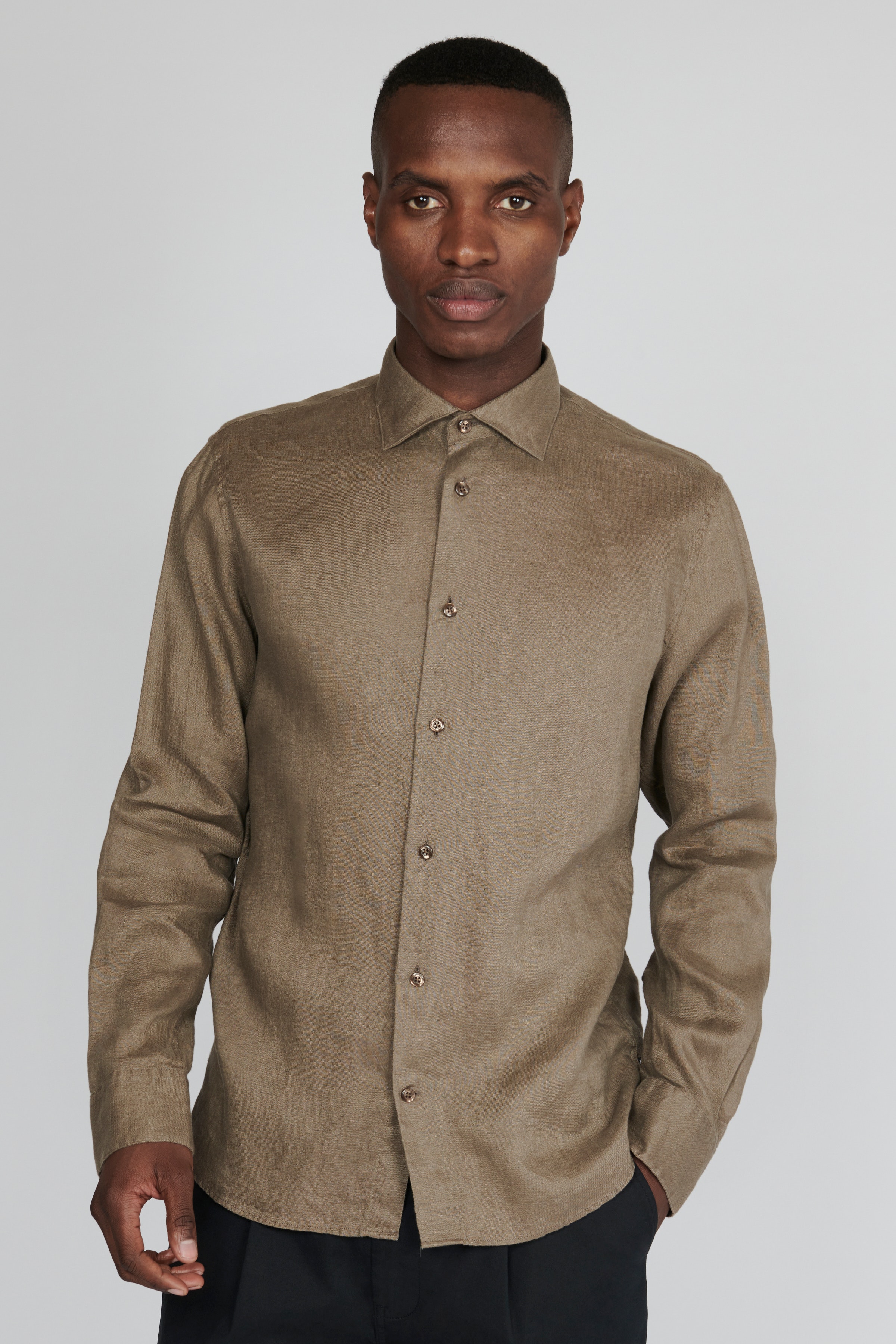 MAmarc linen shirt LOOKBOOK FRONT 30205841-181112