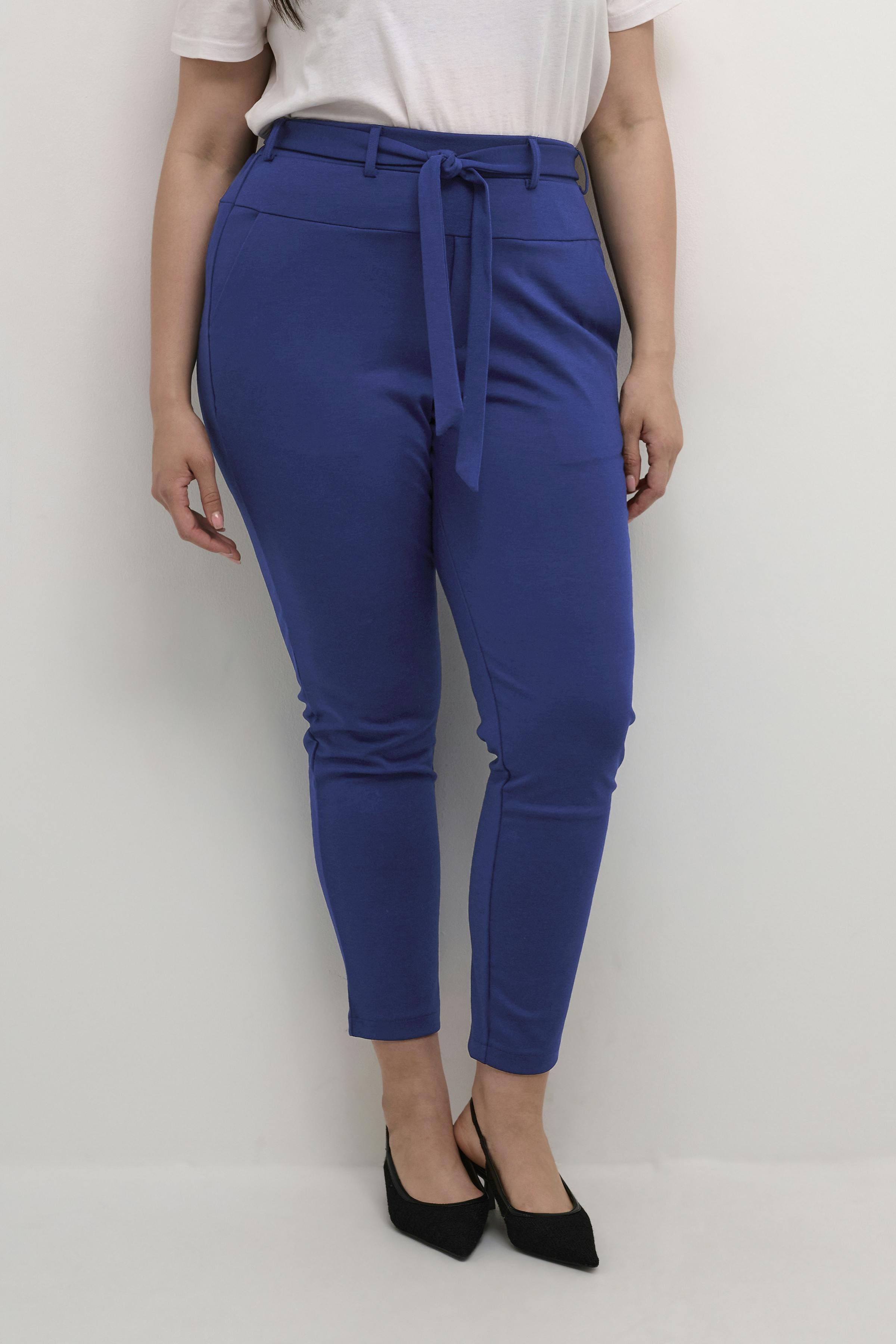 KCjenna Hose LOOKBOOK FRONT 10582254-193942