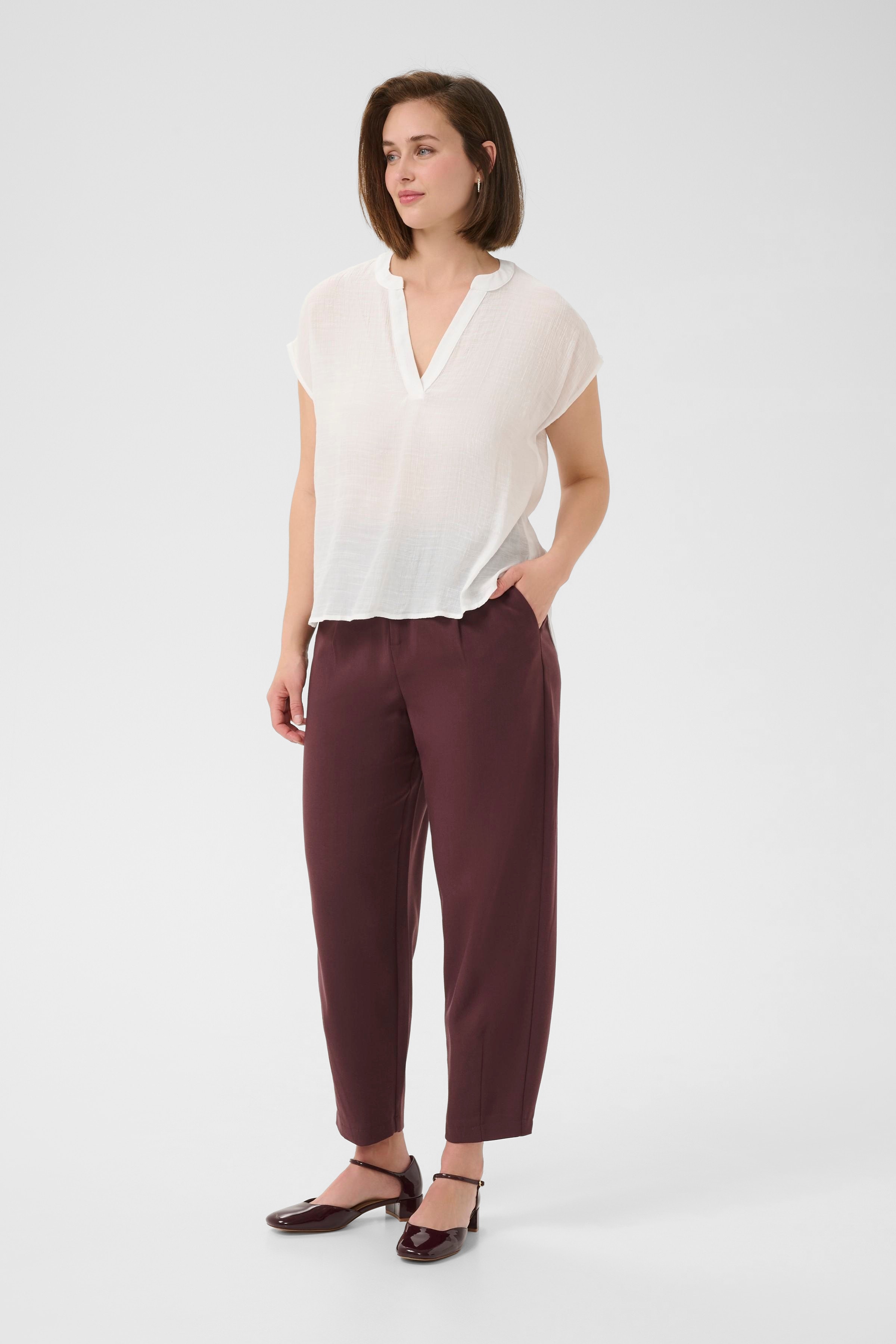 KAanja Bluse LOOKBOOK FRONT 10510118-110602