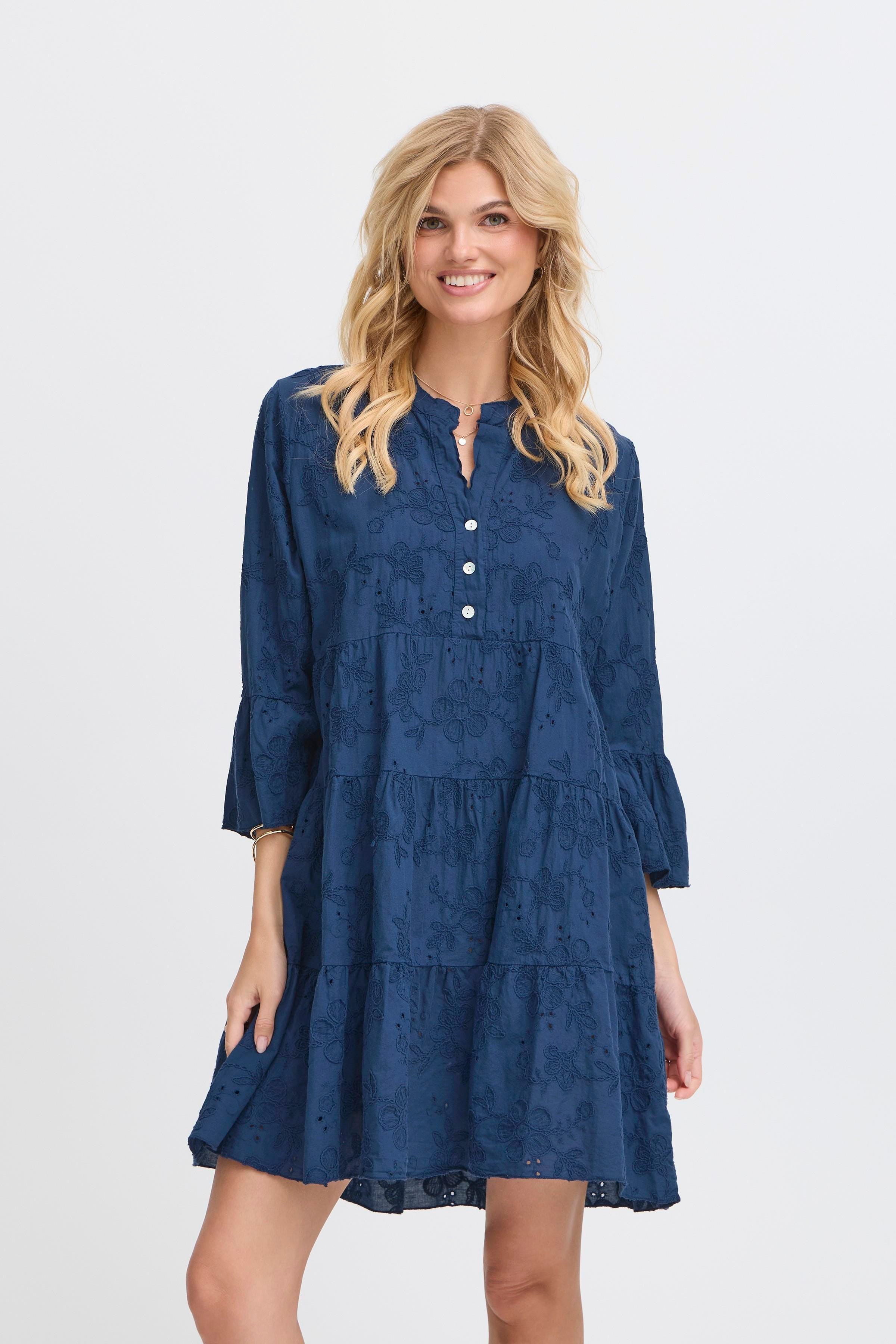 SBLUCKY Dress LOOKBOOK FRONT 22100982-193923