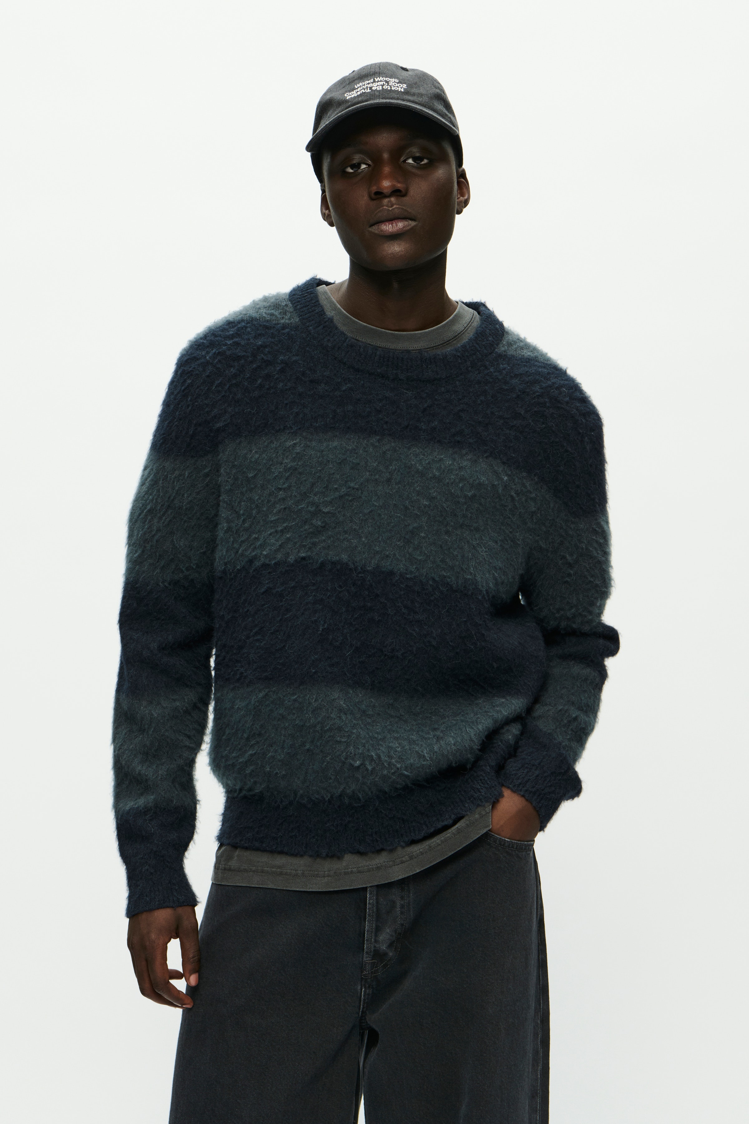 WWLevi Pullover LOOKBOOK FRONT 30251851-304080