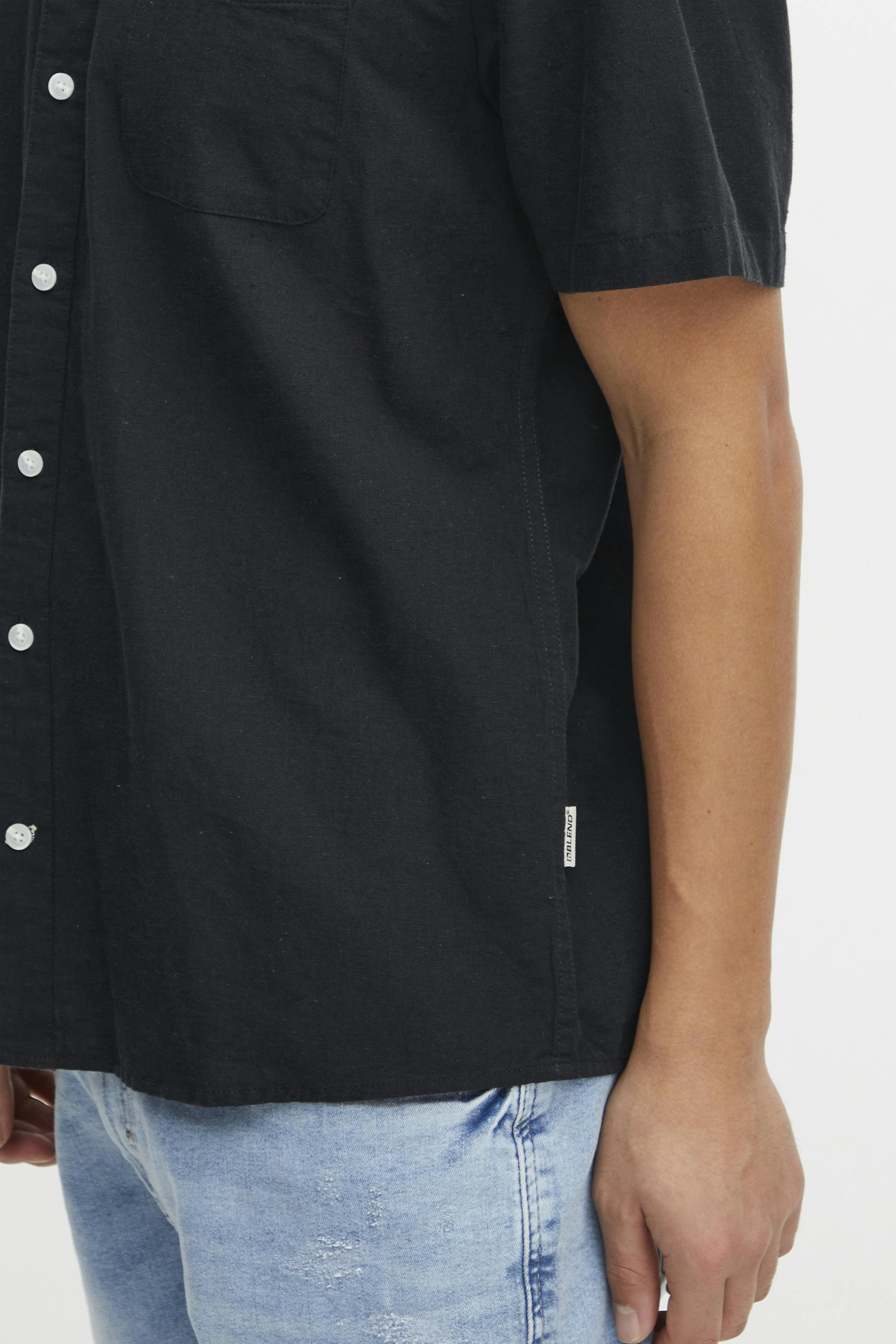 Short sleeved shirt LOOKBOOK DETAIL 20716368-194007