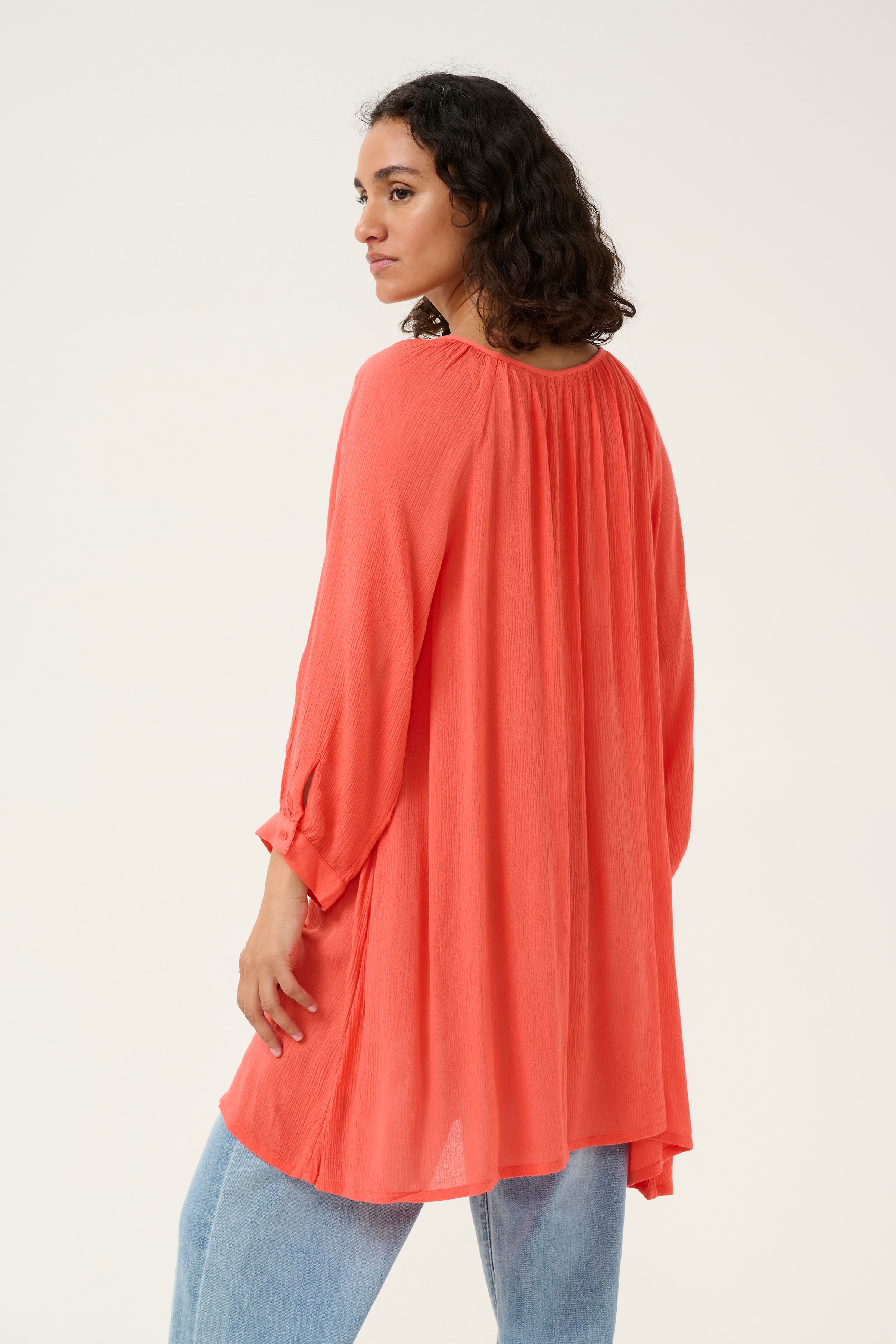 Amber Tunic LOOKBOOK BACK 501030-181651