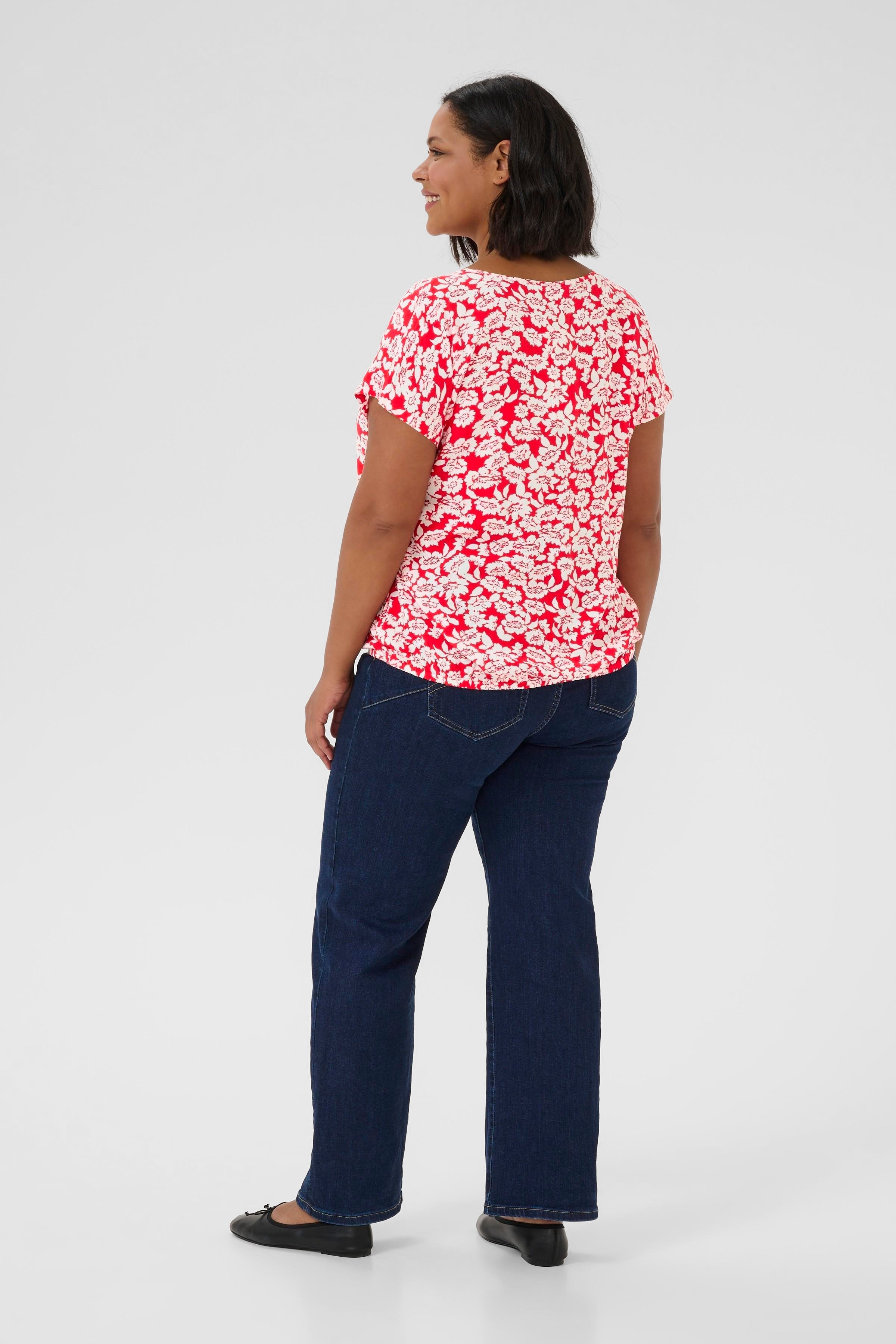 KCbella Blouse LOOKBOOK BACK 10582488-108555