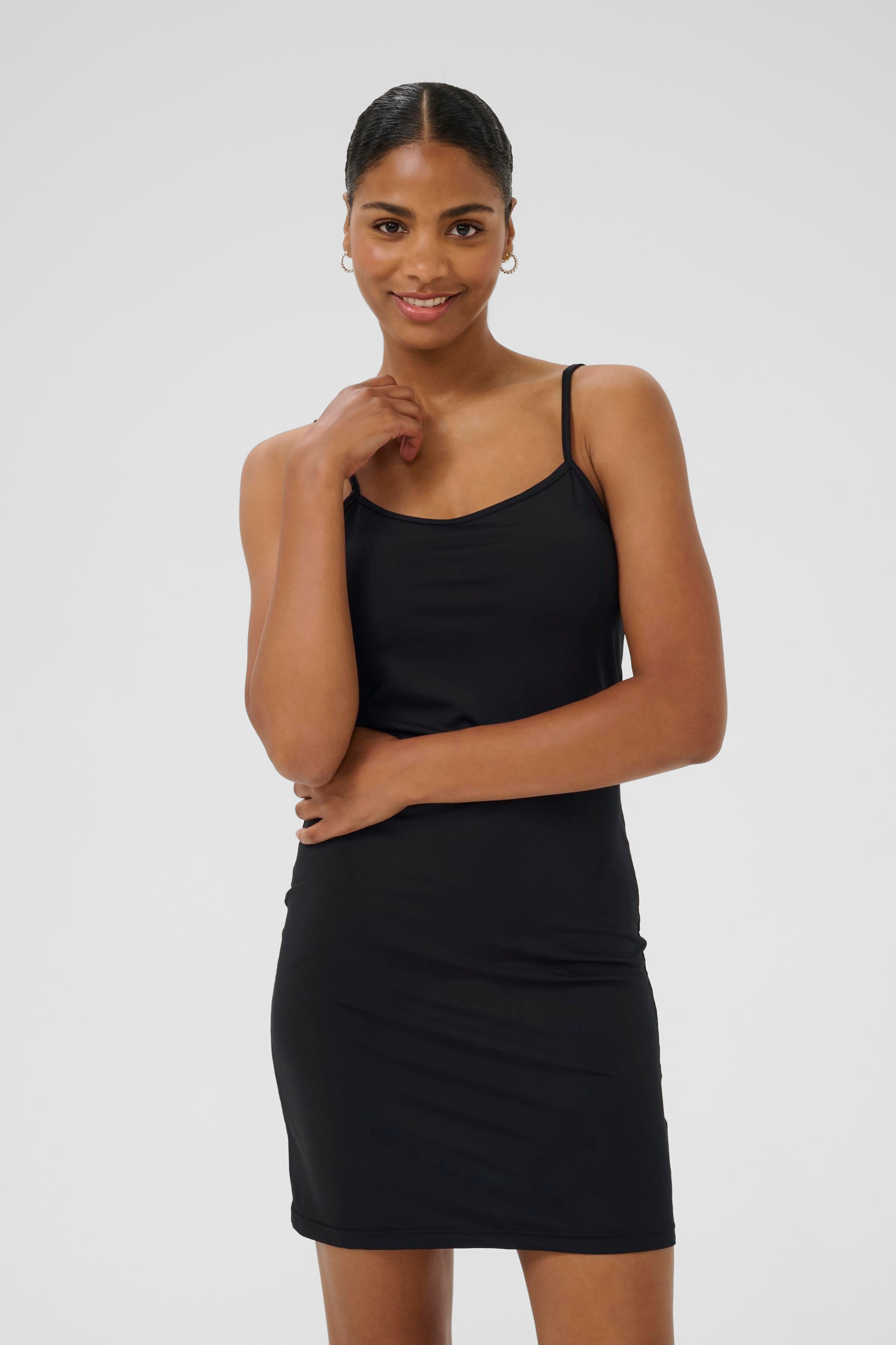 KAarina Kjole LOOKBOOK FRONT 10510690-100121