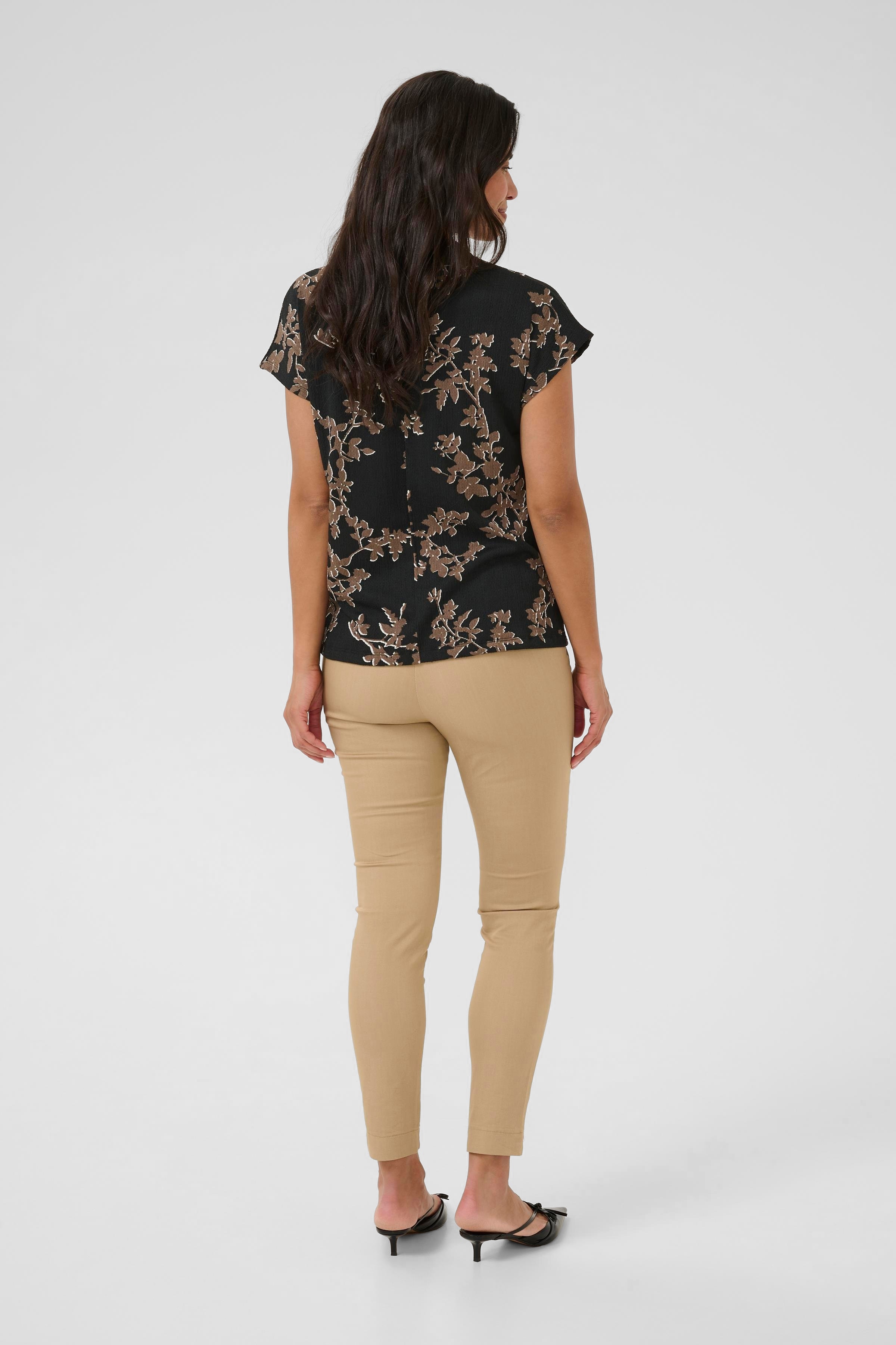 BPlila Blouse LOOKBOOK BACK 40200022-108442