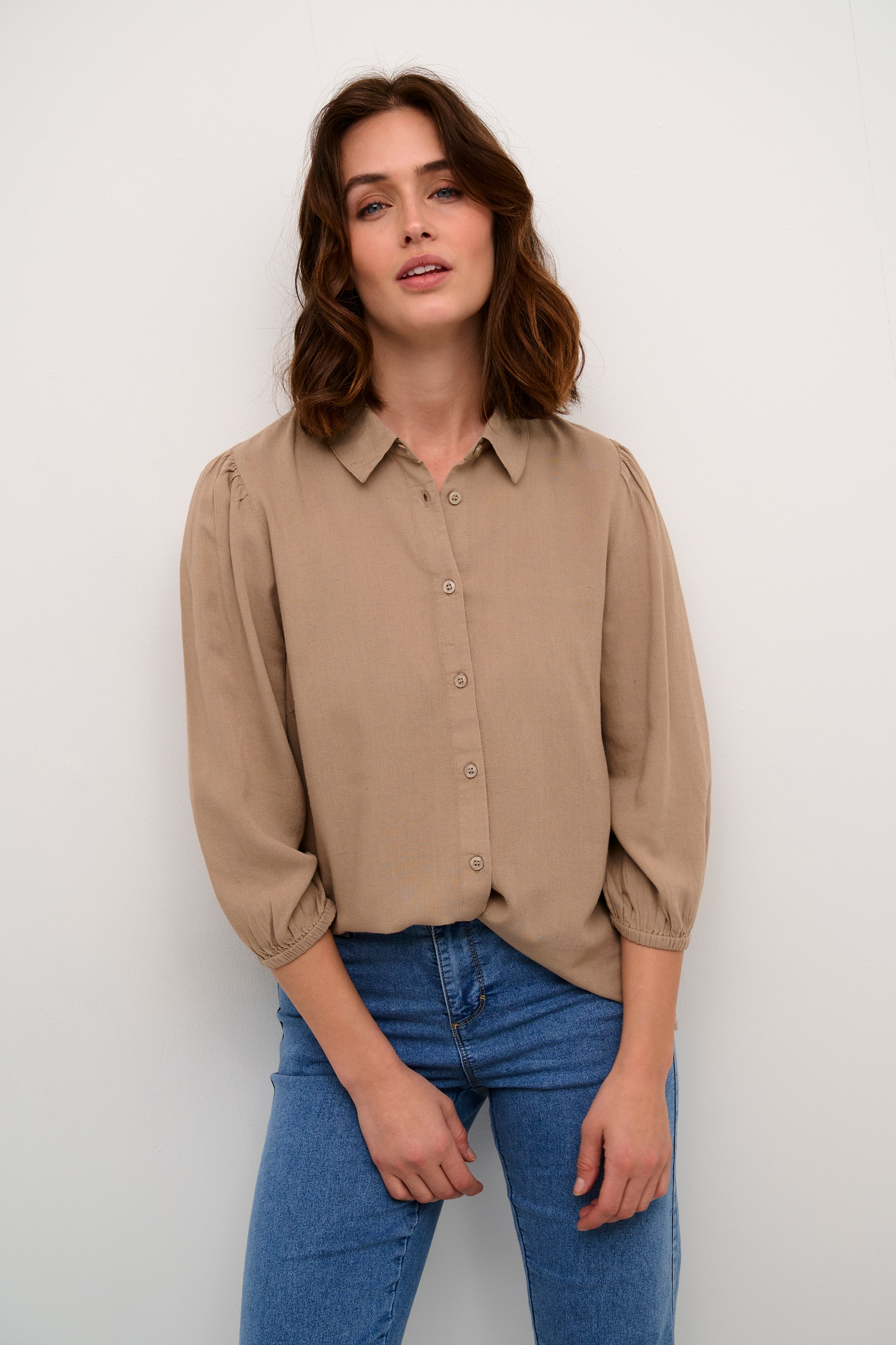 KAmilia Lin skjorte LOOKBOOK FRONT 10508361-171109