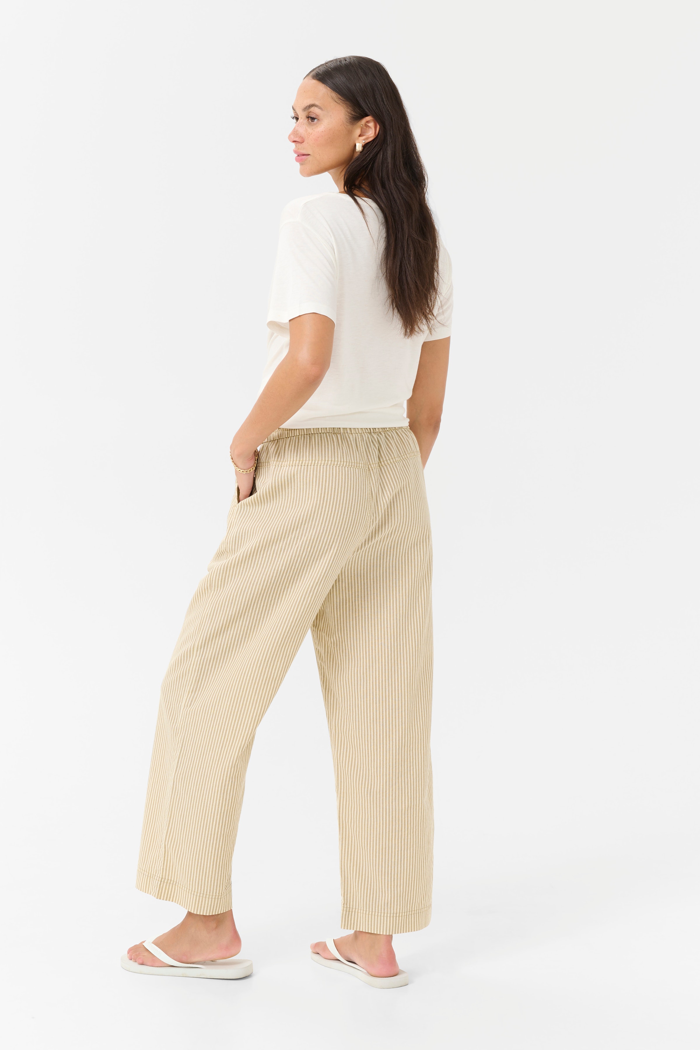 KAnaya Bukser LOOKBOOK BACK 10509009-107706