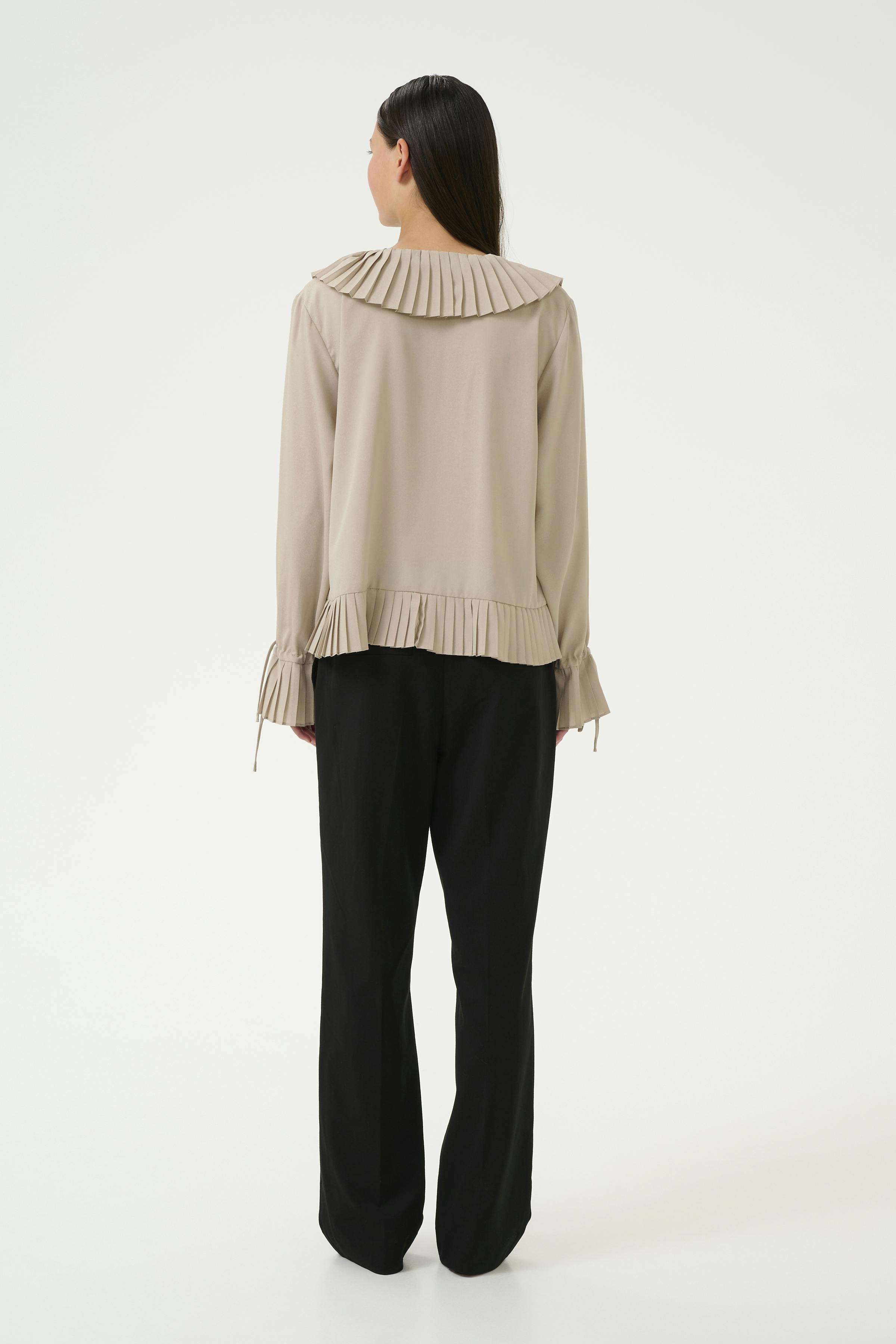 KBRegina Blouse LOOKBOOK BACK 10105126-160906