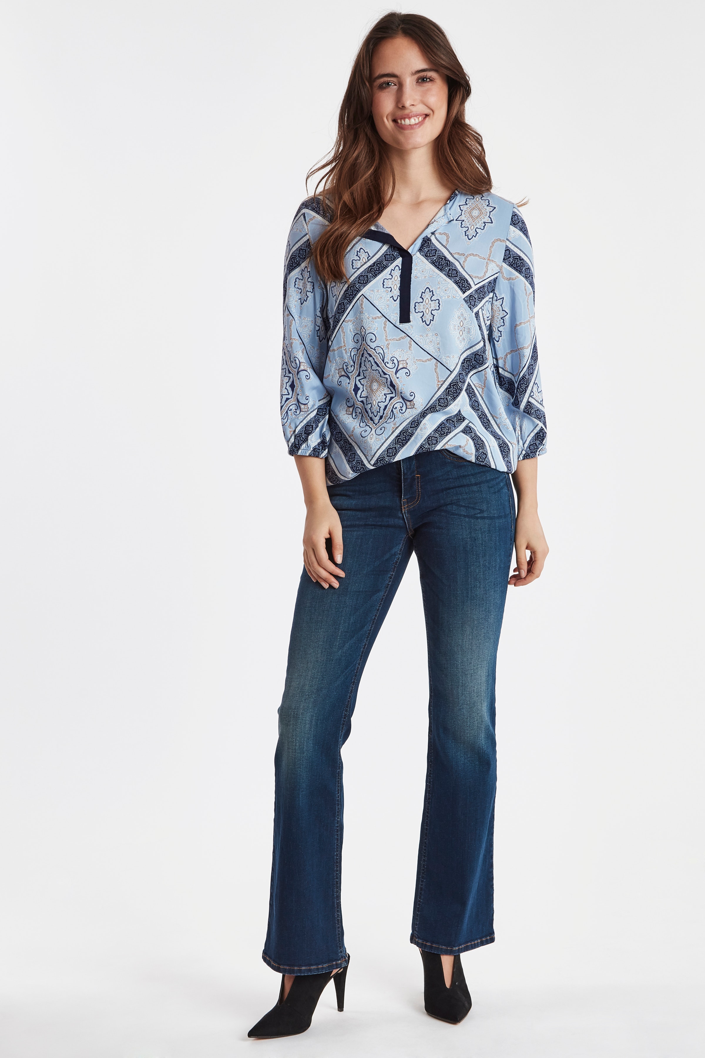 Blouse with short sleeve LOOKBOOK FRONT 20607067-69439