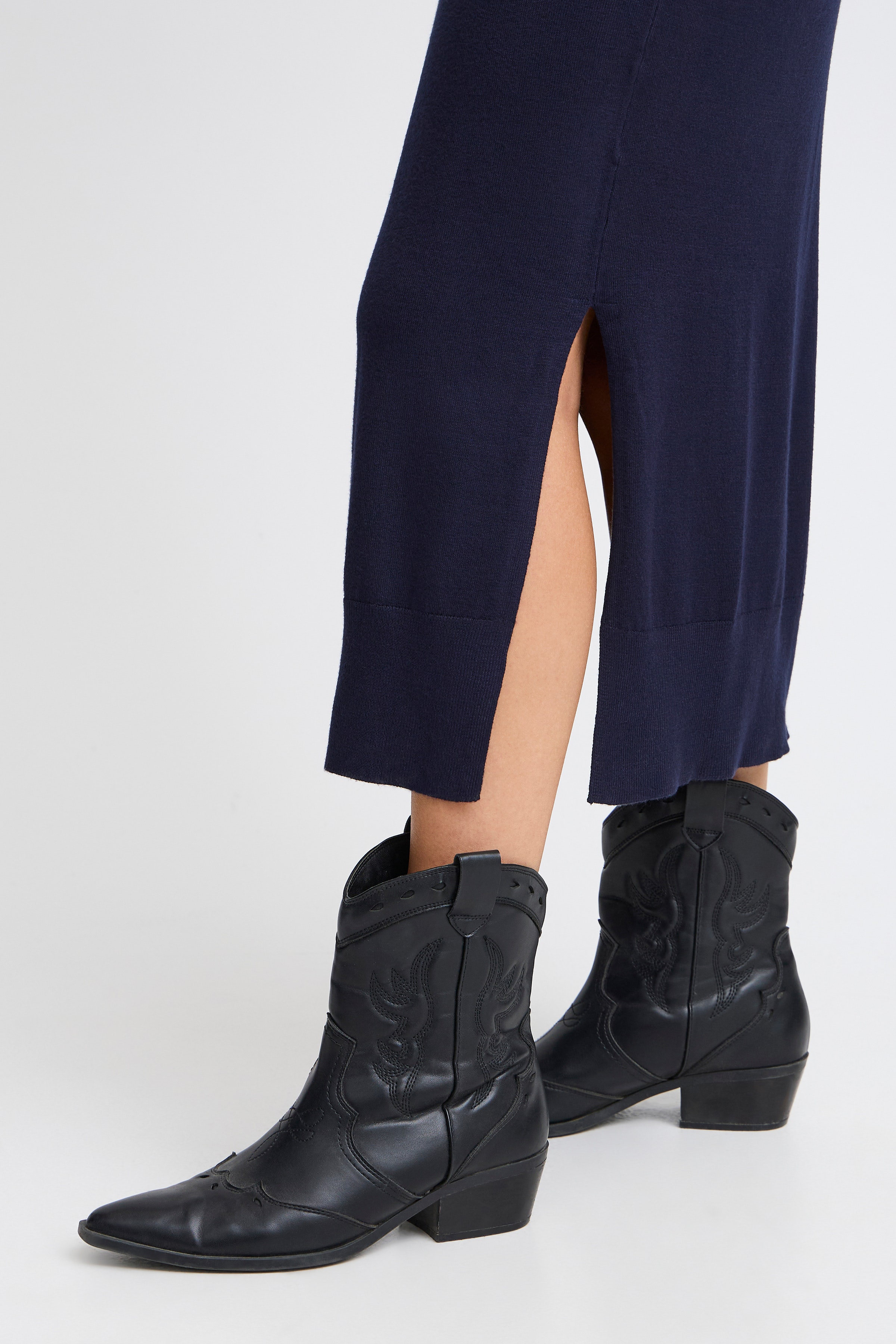 PZSARA Kjole LOOKBOOK DETAIL 50208349-194020