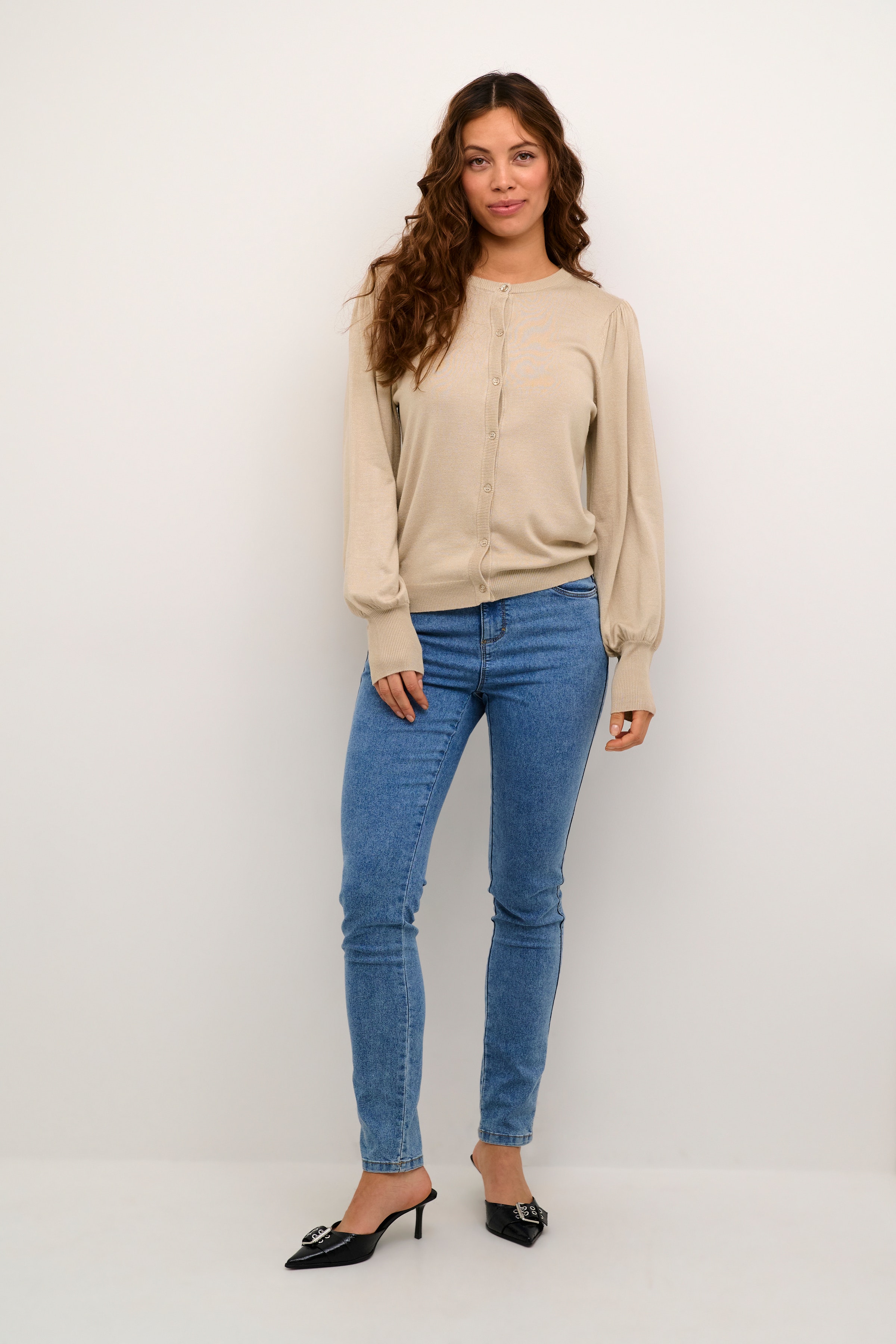 KAlizza Cardigan LOOKBOOK FRONT 10507299-151305