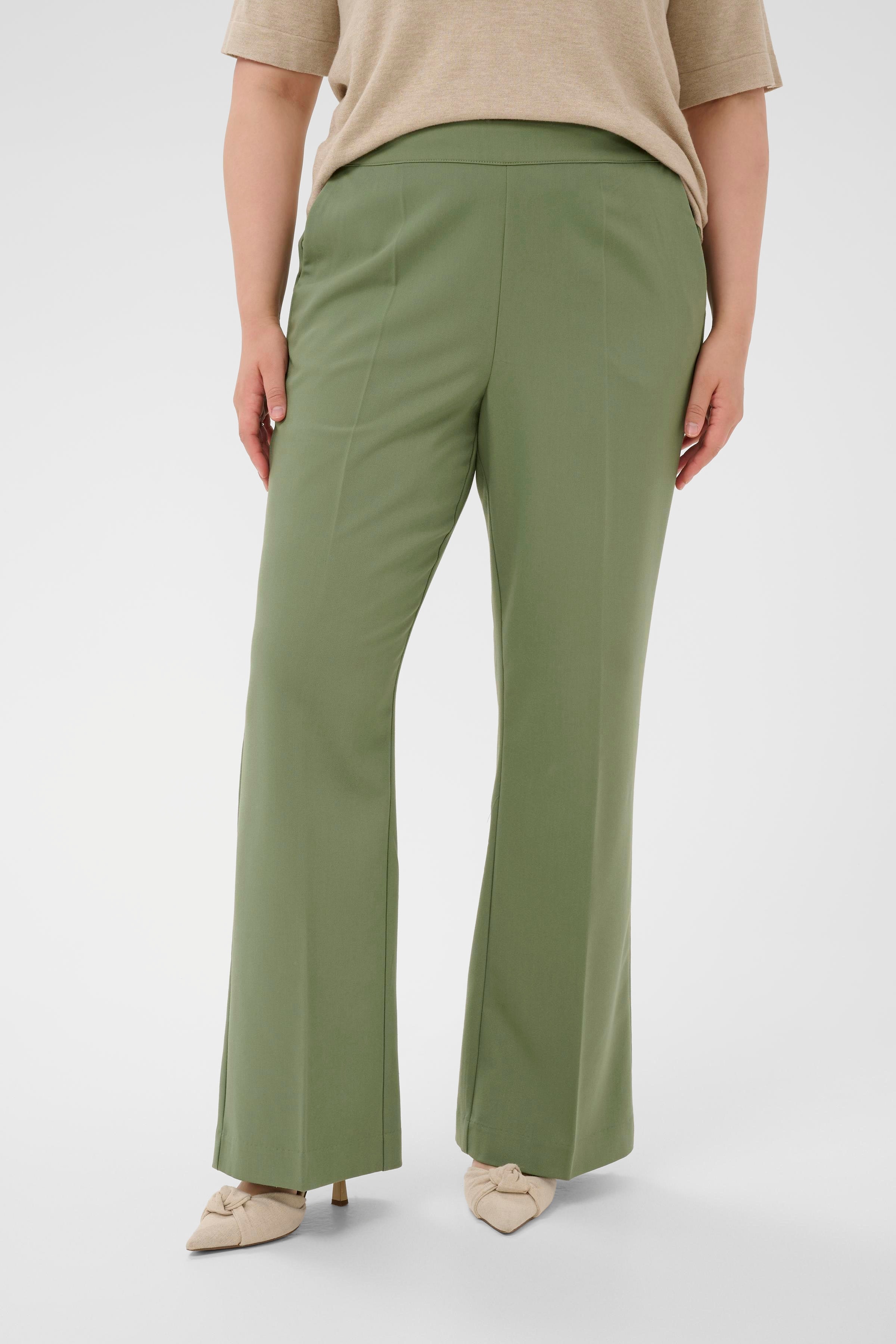 KCsakira Hose LOOKBOOK FRONT 10582588-176212