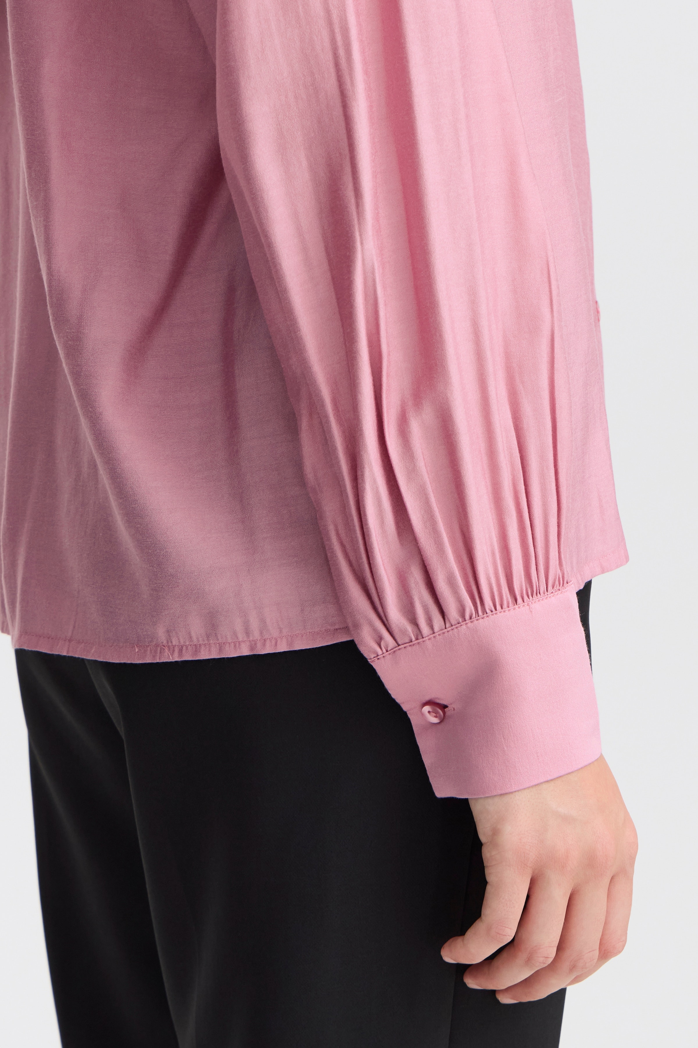 IHKARLANI Skjorte LOOKBOOK DETAIL 20121889-161708